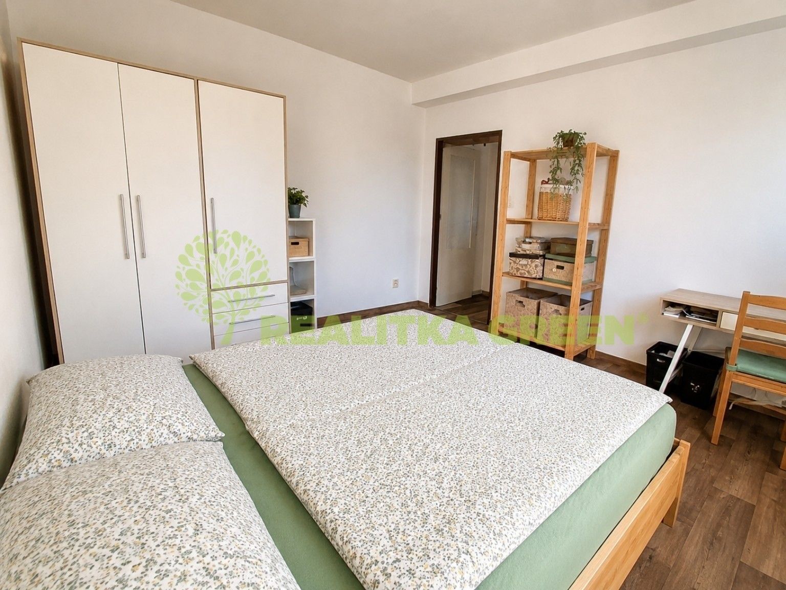 Pronájem bytu 3+1 93 m² - foto 2