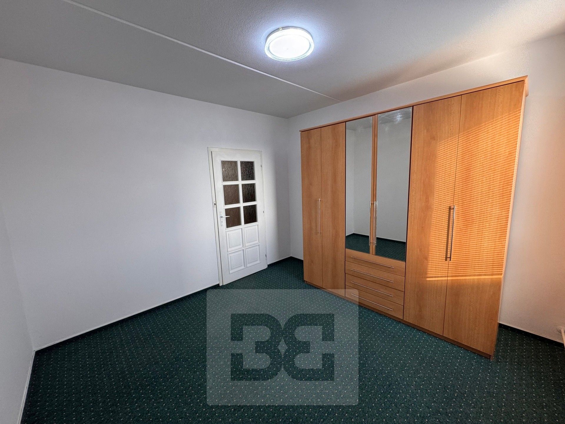 Pronájem bytu 3+1 72 m² - foto 4