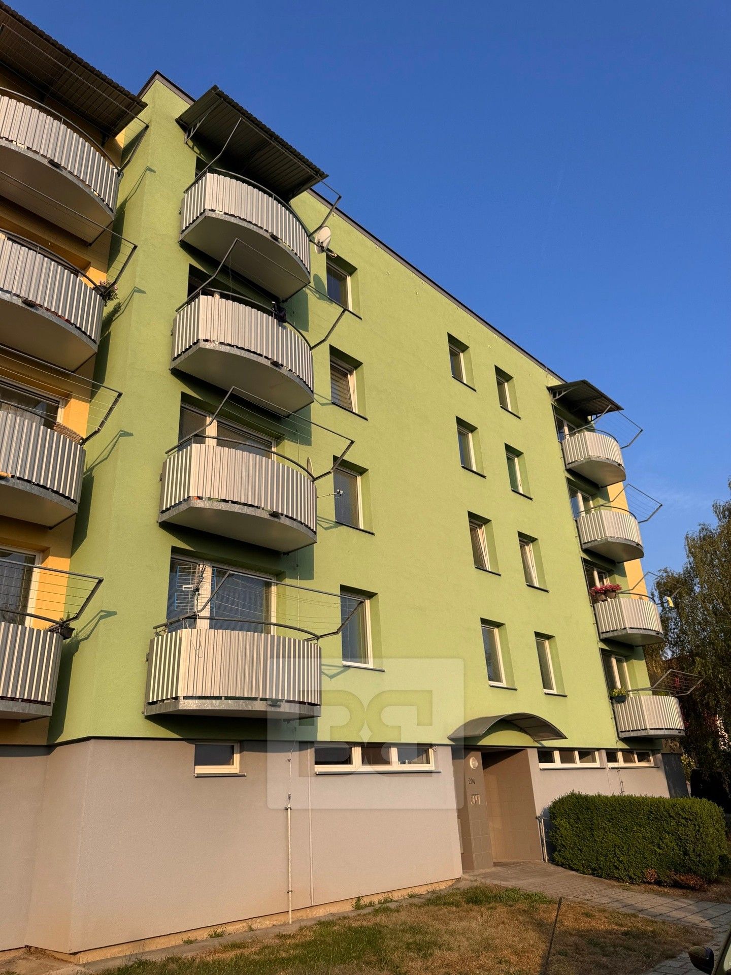 Pronájem bytu 3+1 72 m² - foto 13
