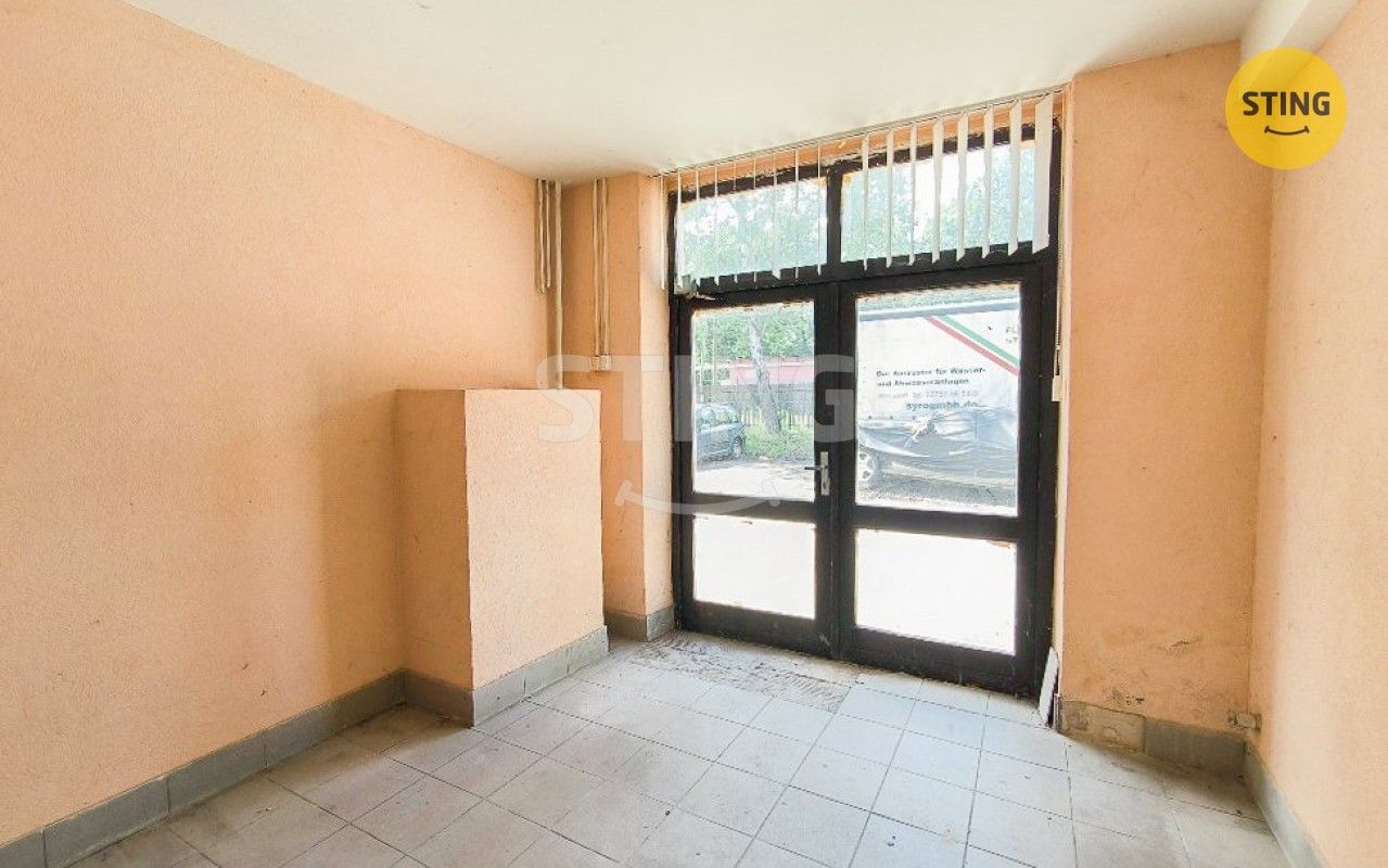 Pronájem komerčního prostoru 106 m² - foto 5