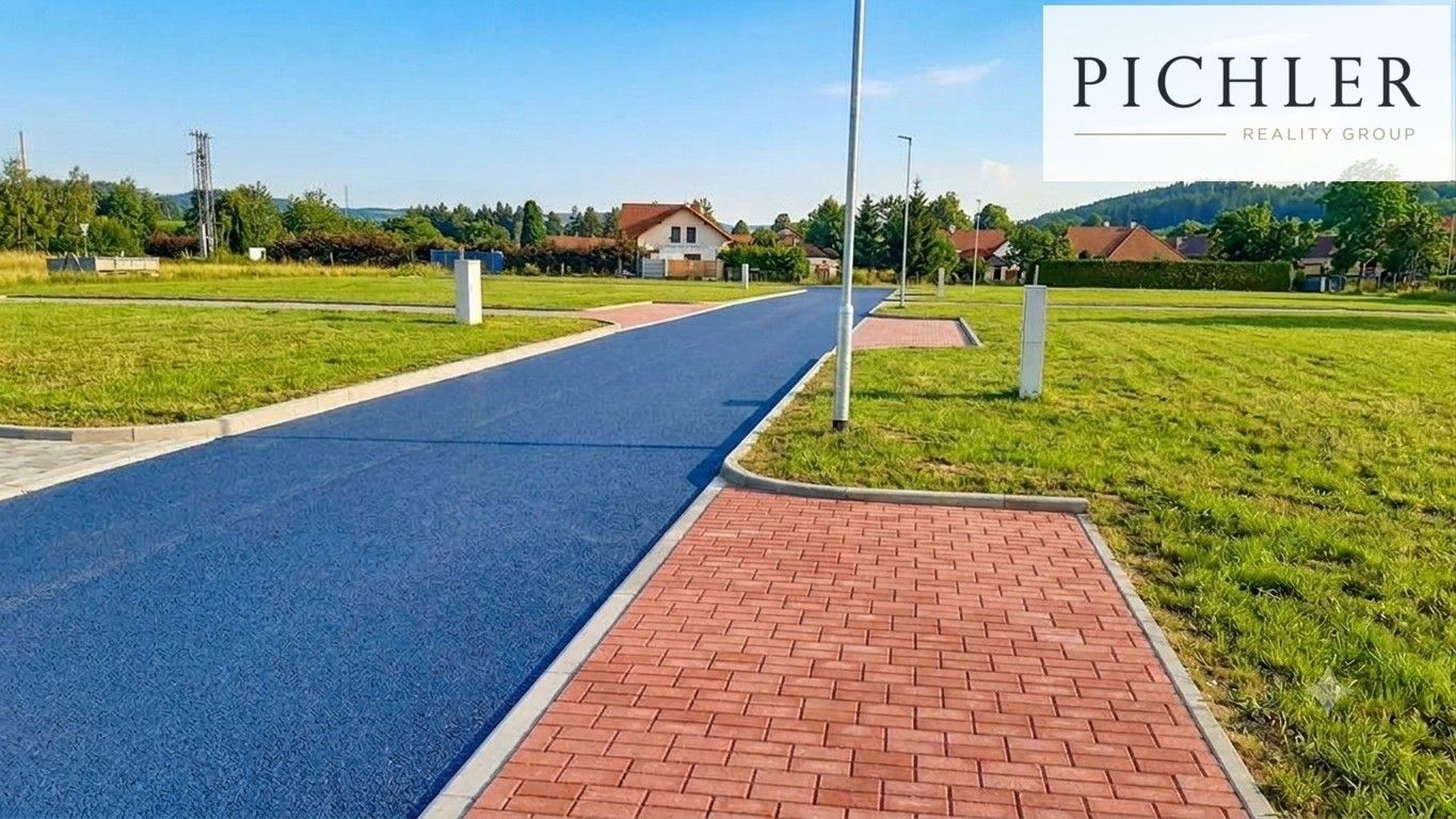 Prodej pozemku 778 m² - foto 1