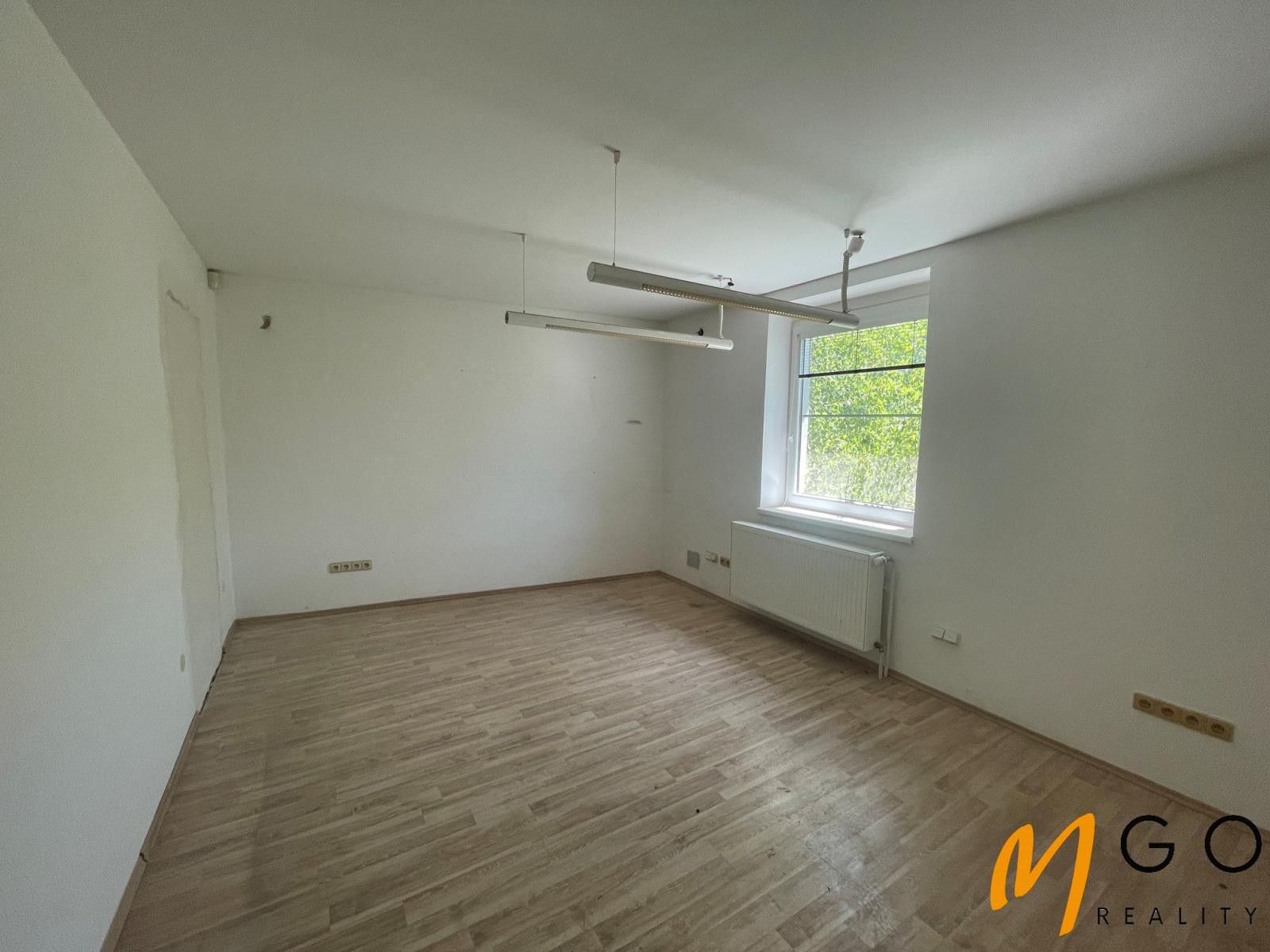 Prodej komerčního prostoru 2550 m² - foto 6