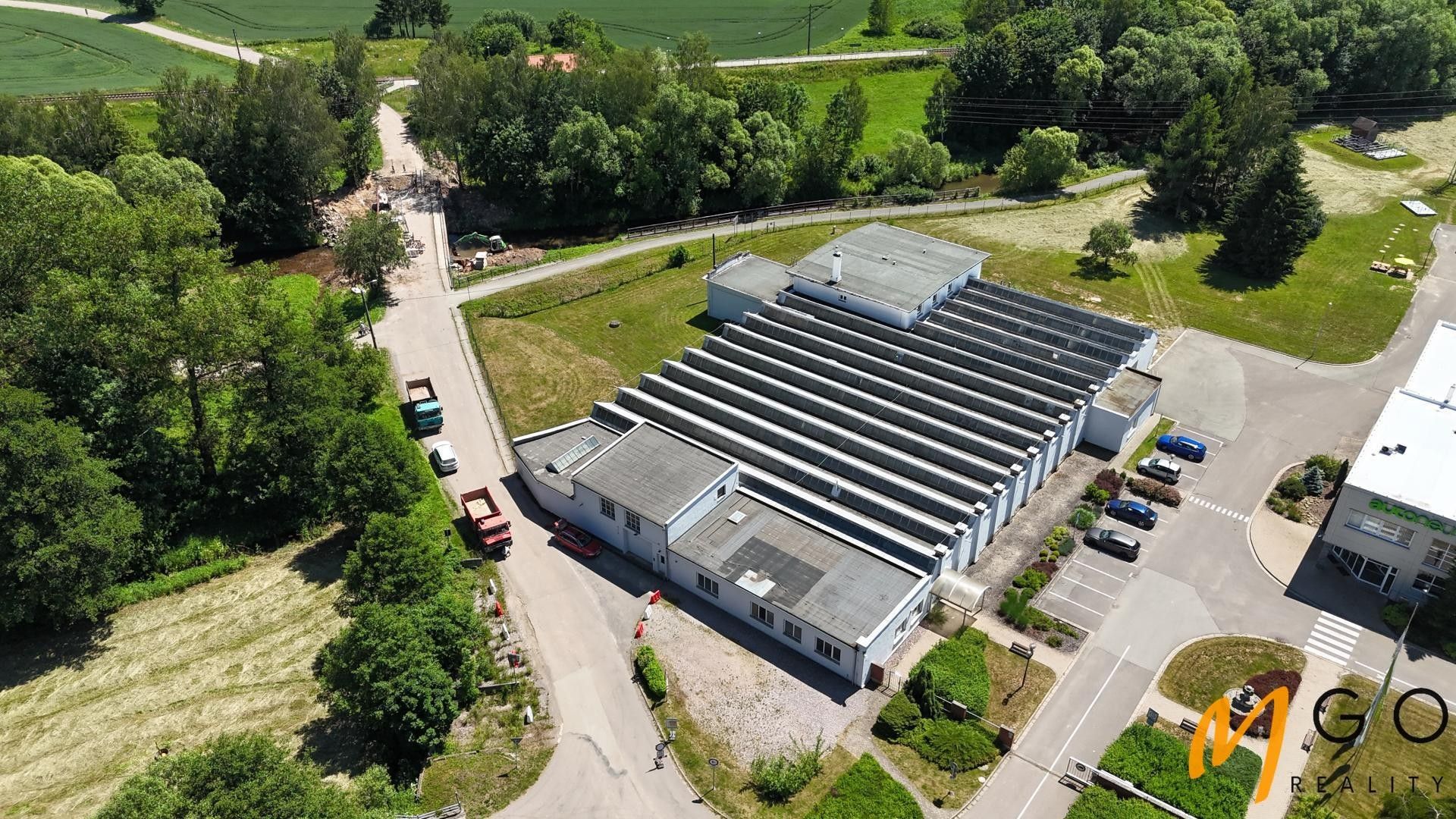 Prodej komerčního prostoru 2550 m² - foto 3