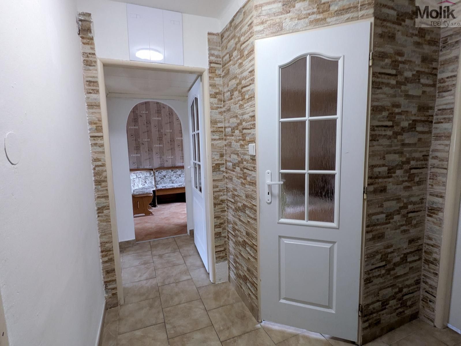 Pronájem bytu 2+1 60 m² - foto 10