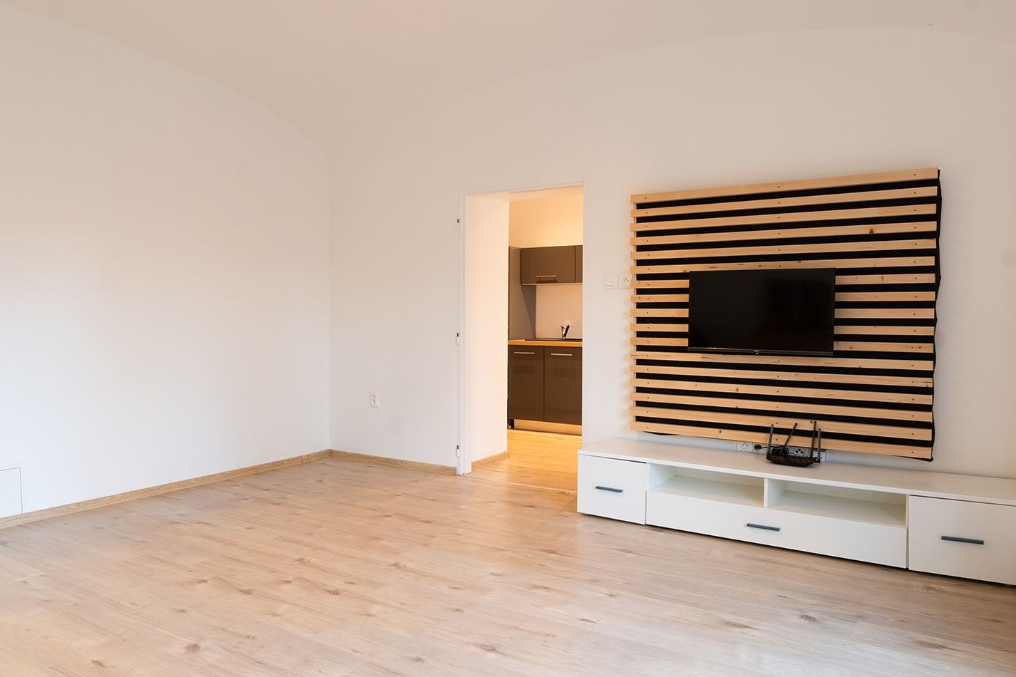 Pronájem bytu 2+1 65 m² - foto 3