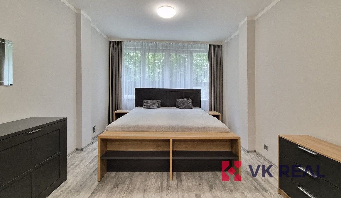 Pronájem bytu 2+kk 70 m² - foto 15