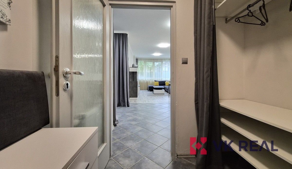 Pronájem bytu 2+kk 70 m² - foto 17