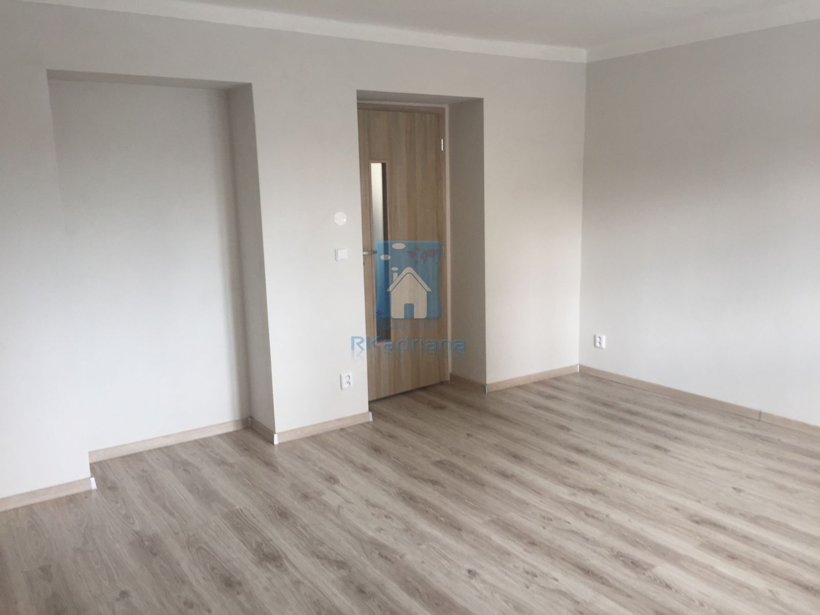 Pronájem bytu 2+1 66 m² - foto 11