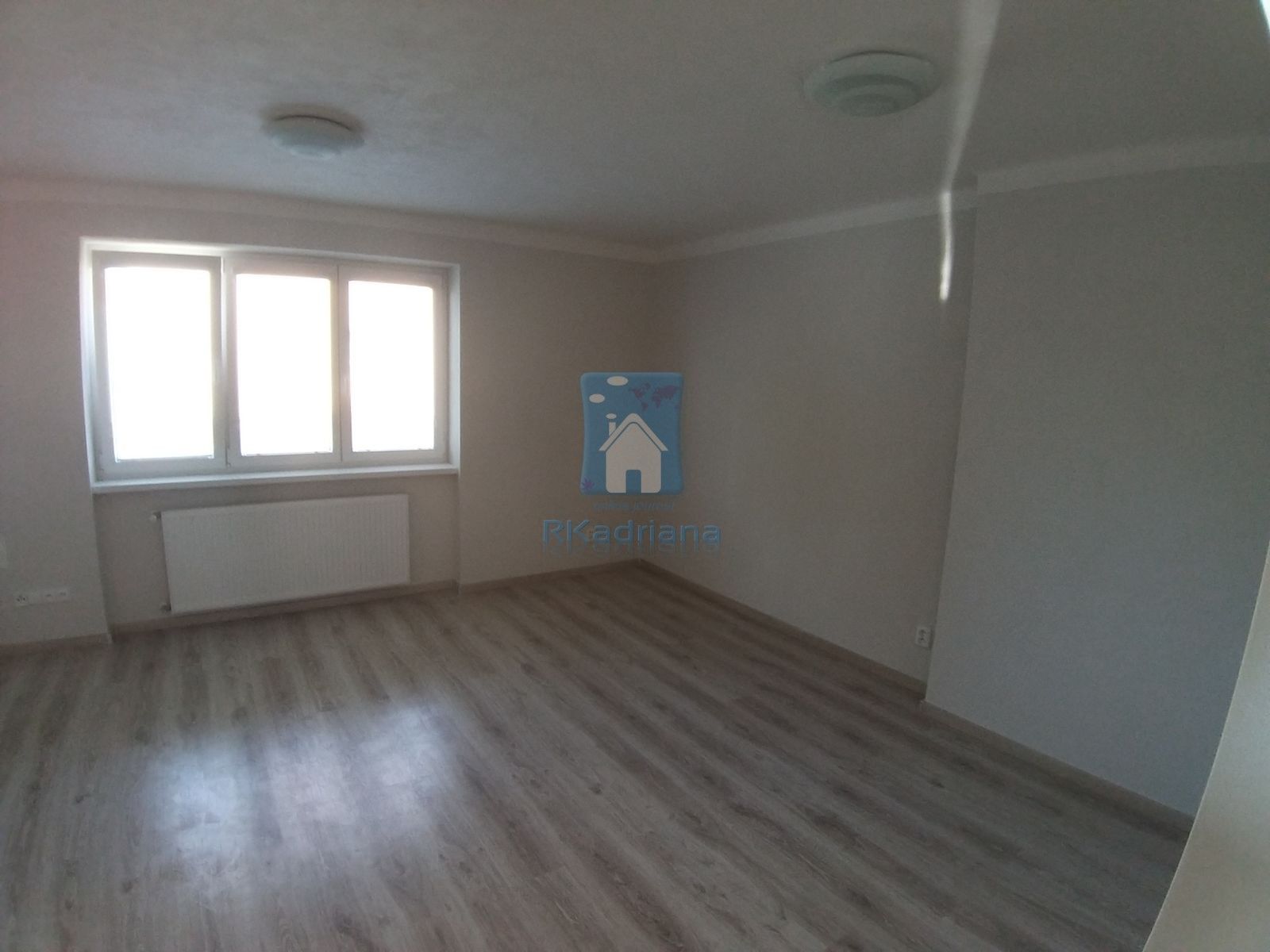 Pronájem bytu 2+1 66 m² - foto 13