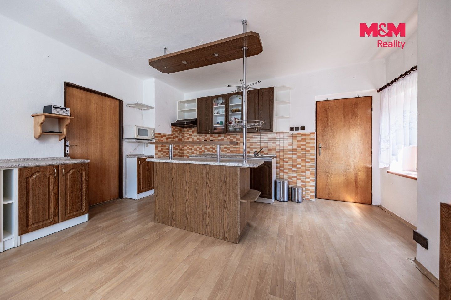 Prodej nemovitosti 177 m² - foto 3