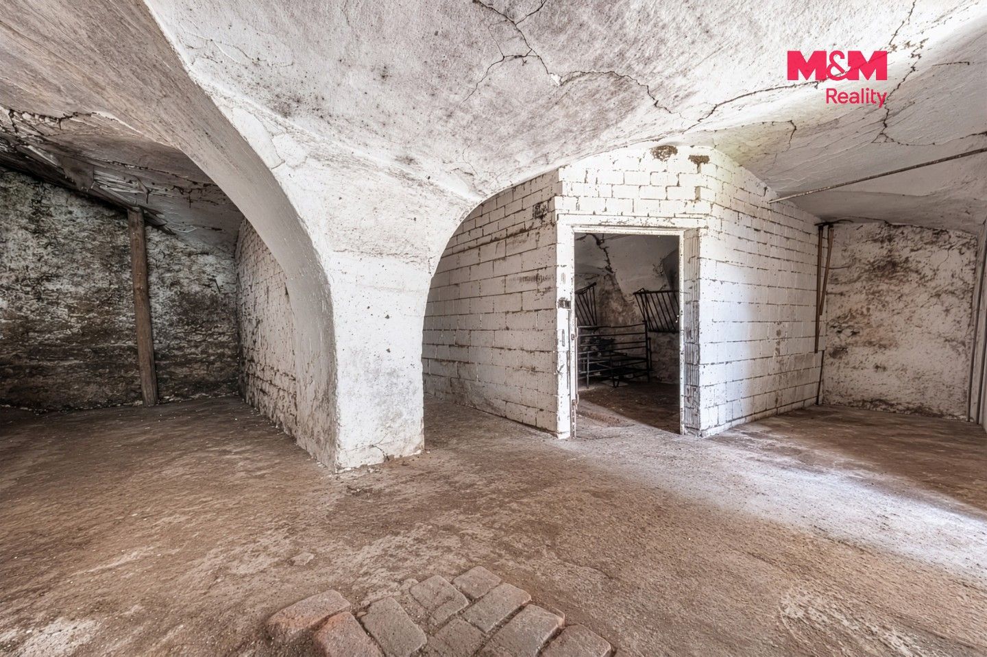 Prodej nemovitosti 177 m² - foto 18