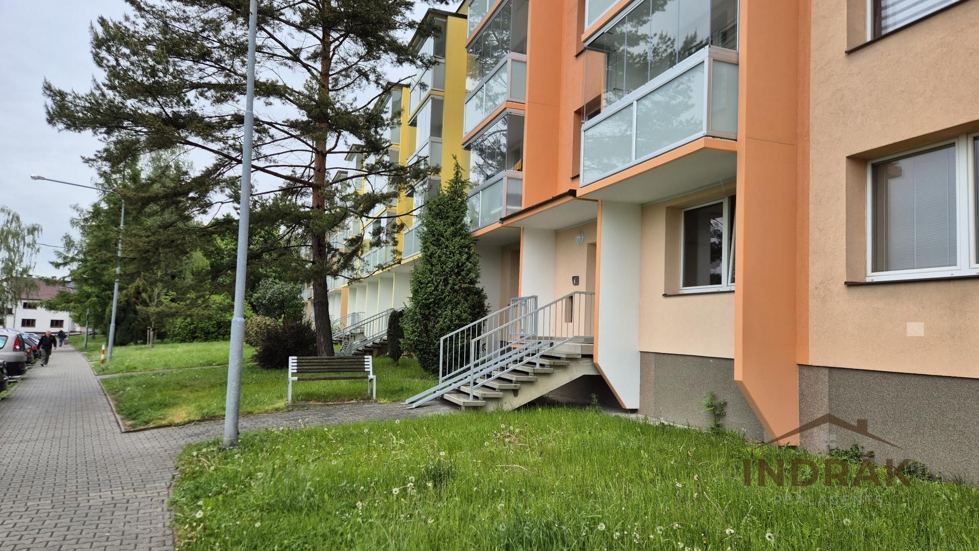 Prodej bytu 3+1 74 m² - foto 2