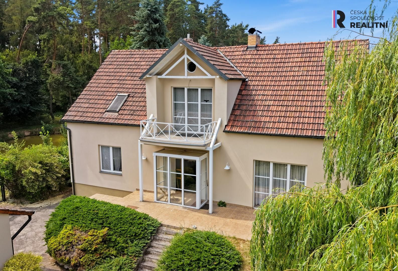 Prodej domu 300 m² - foto 1