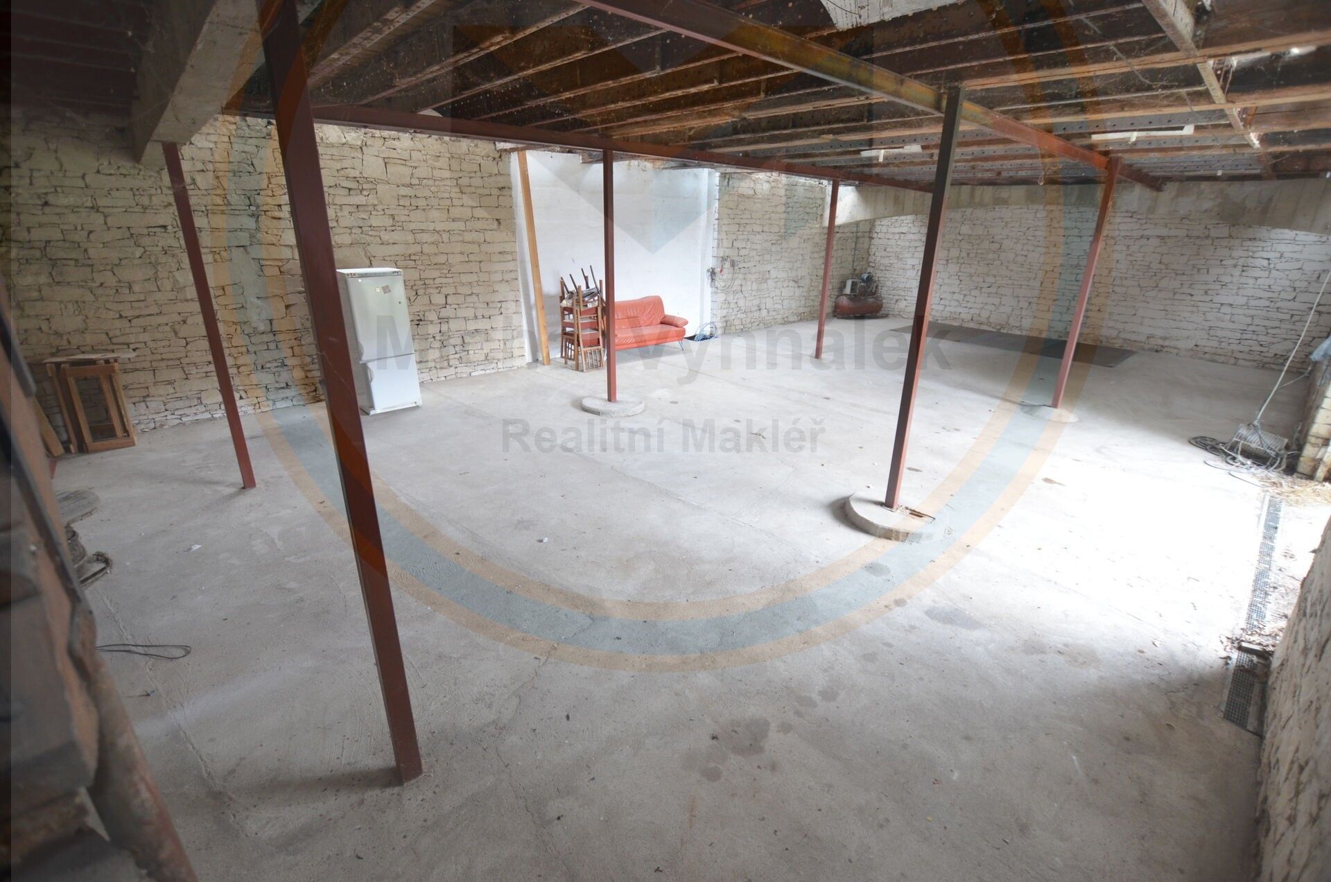 Pronájem komerčního prostoru 130 m² - foto 3