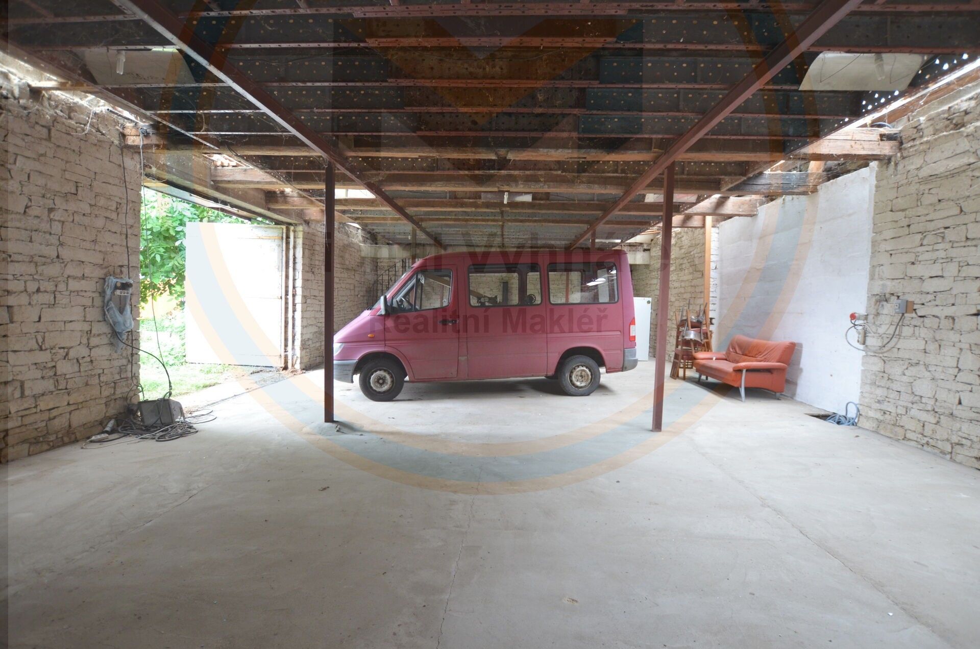 Pronájem komerčního prostoru 130 m² - foto 6