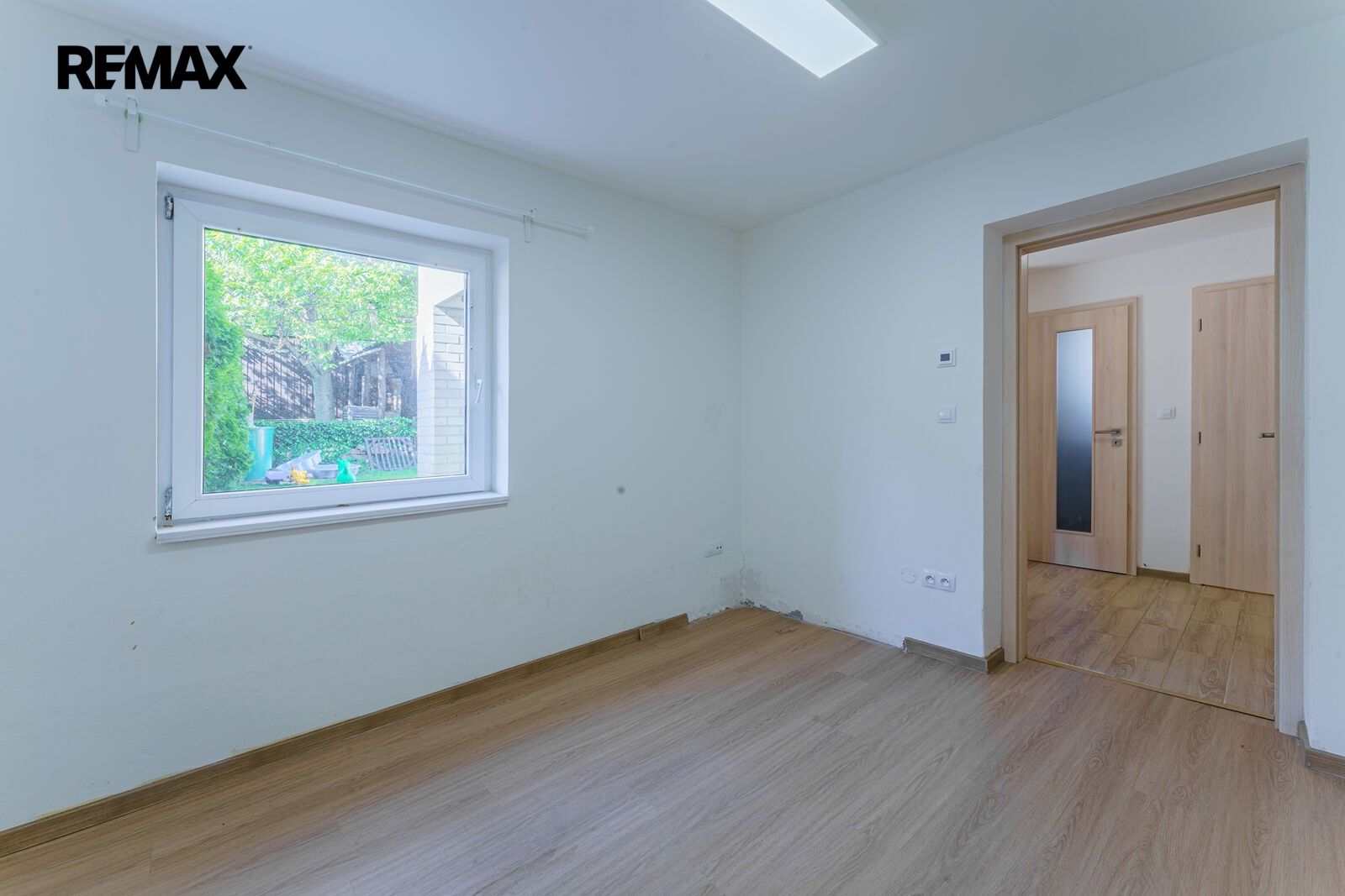 Pronájem bytu 3+kk 63 m² - foto 8