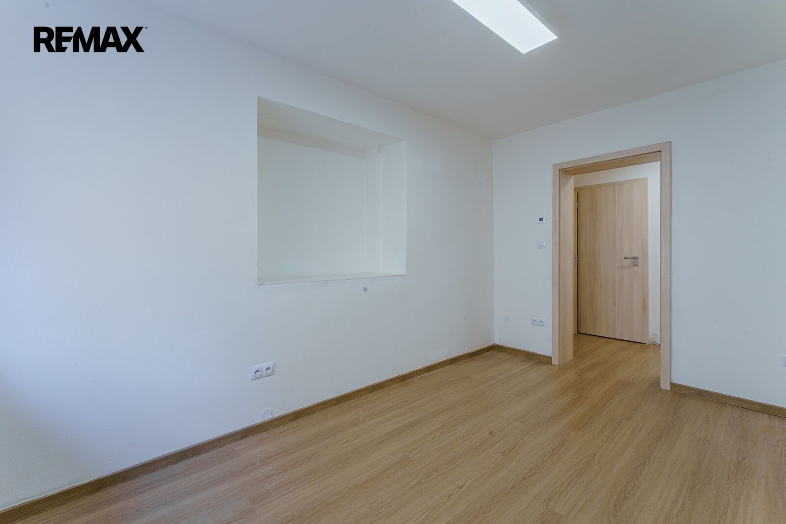 Pronájem bytu 3+kk 63 m² - foto 11
