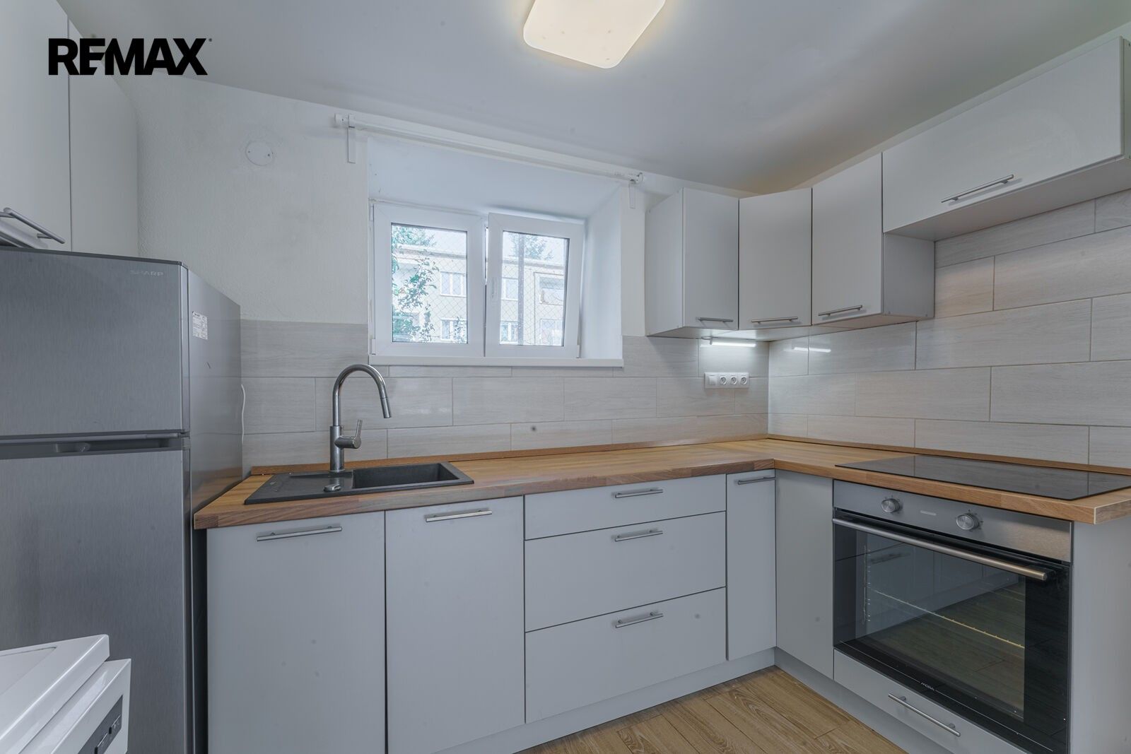 Pronájem bytu 3+kk 63 m² - foto 13