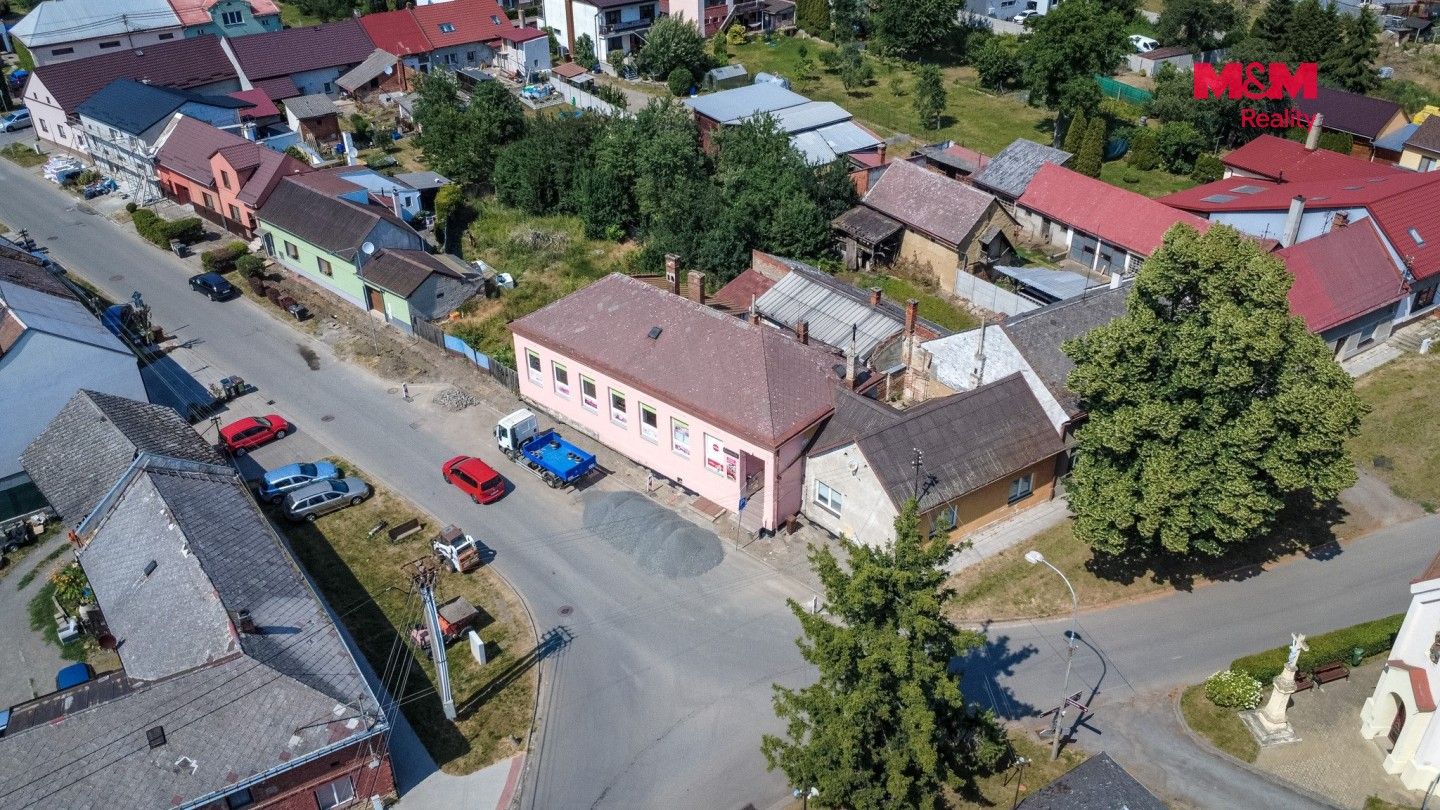 Prodej komerčního prostoru 220 m² - foto 6