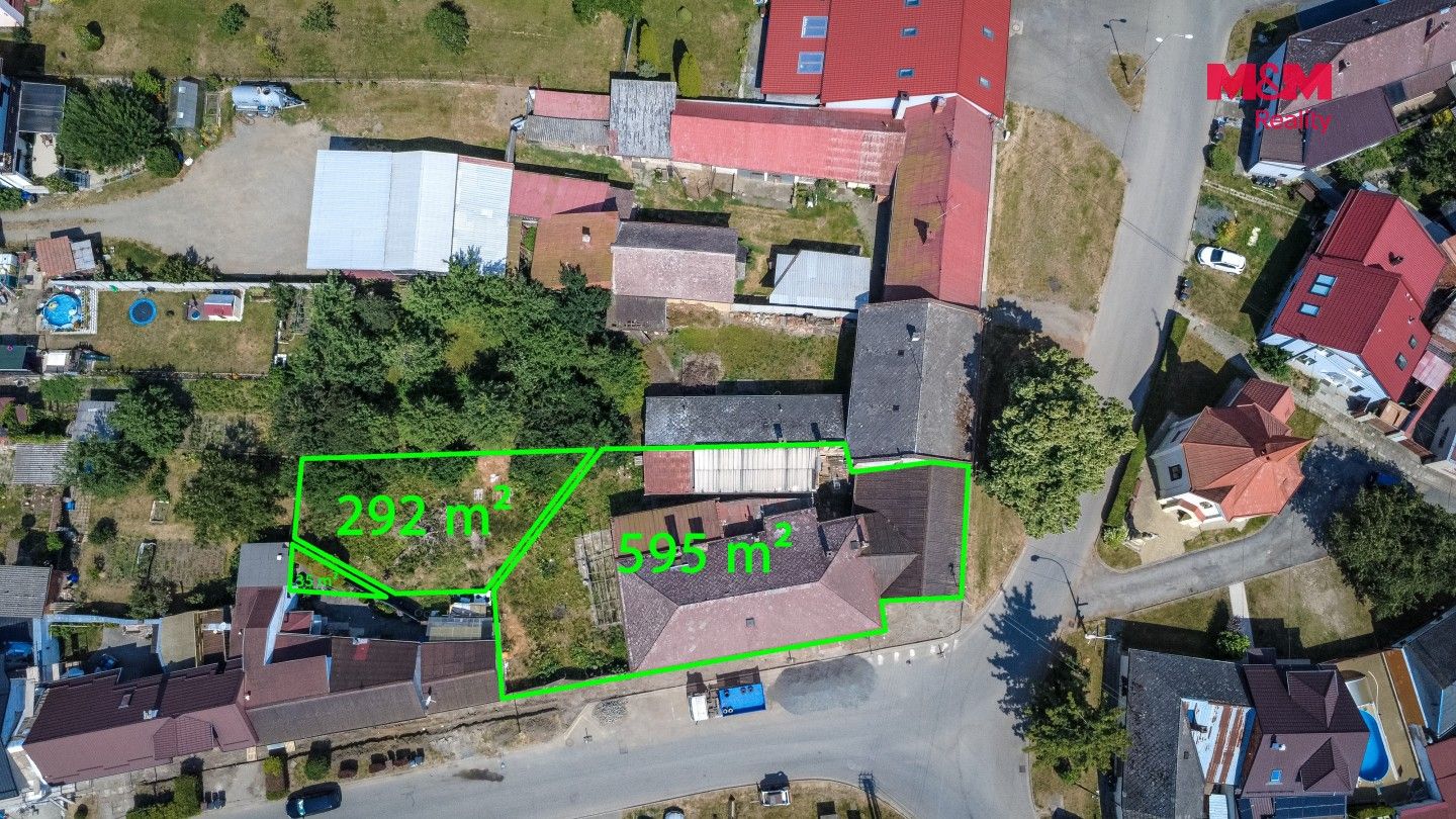 Prodej komerčního prostoru 220 m² - foto 4
