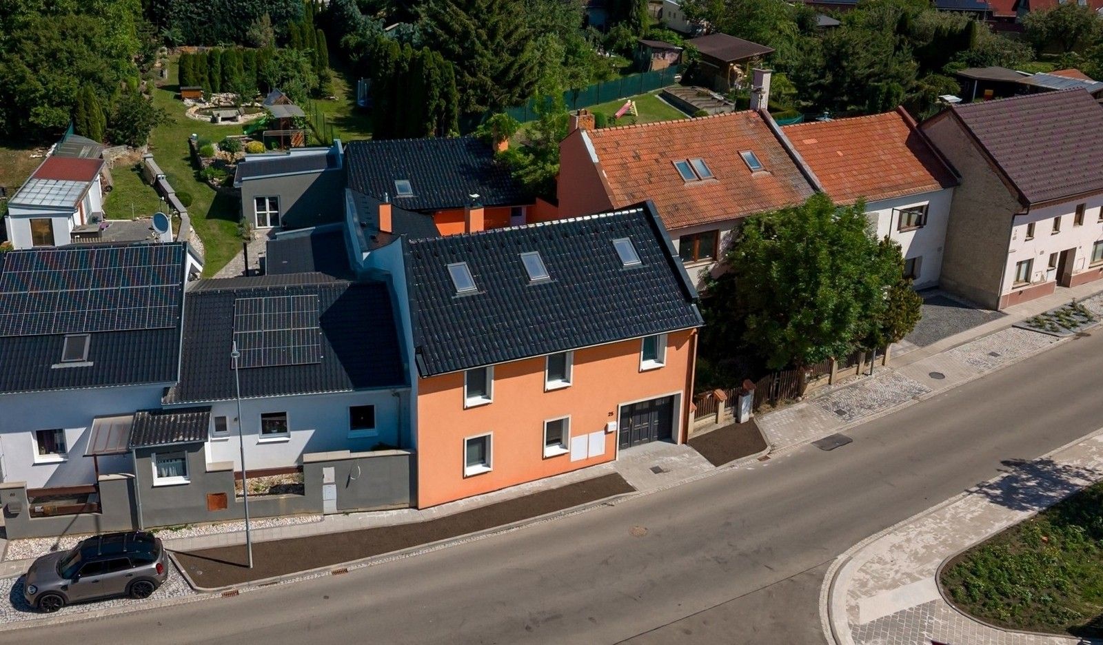 Prodej domu 350 m² - foto 2
