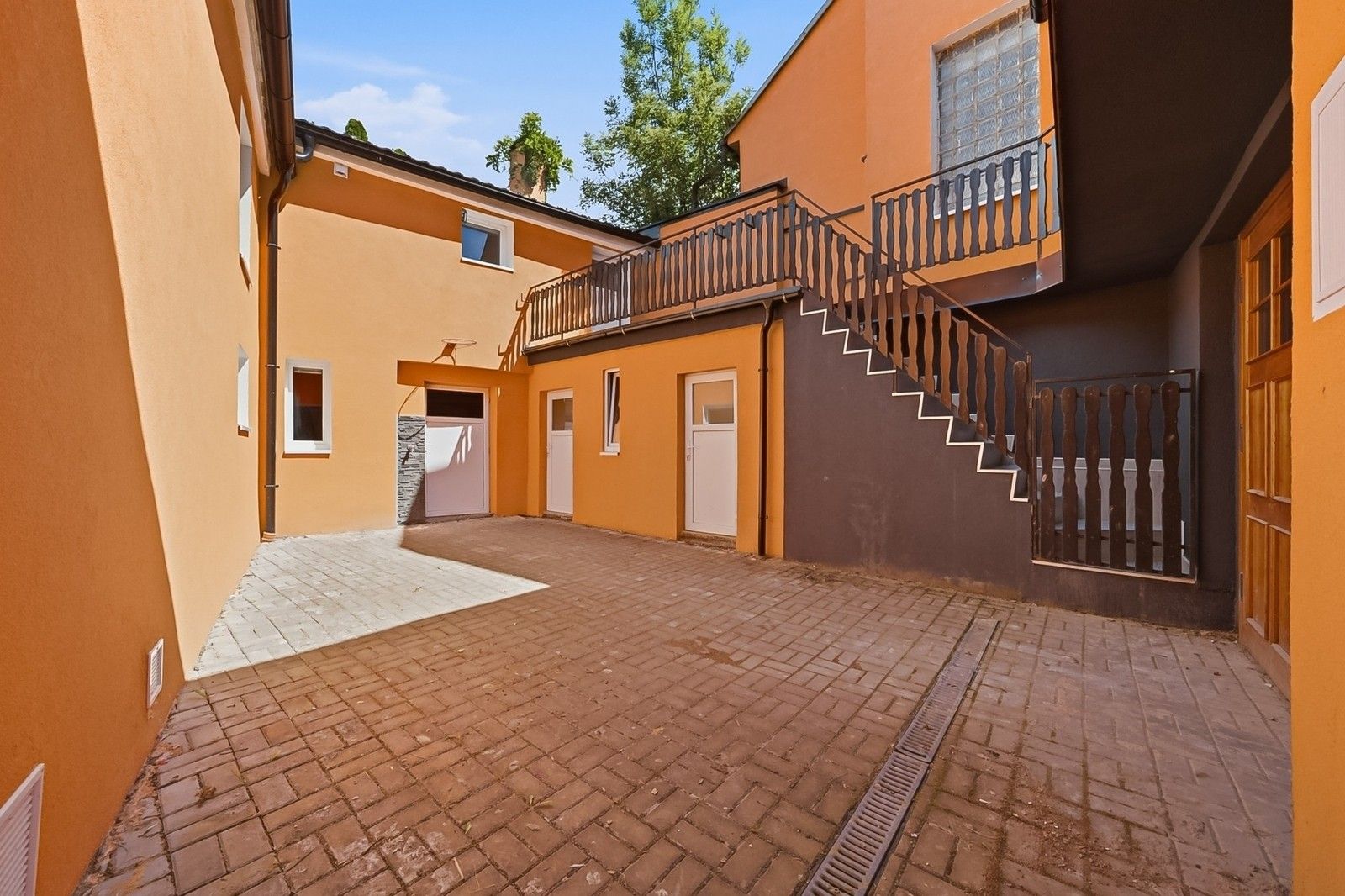 Prodej domu 350 m² - foto 14