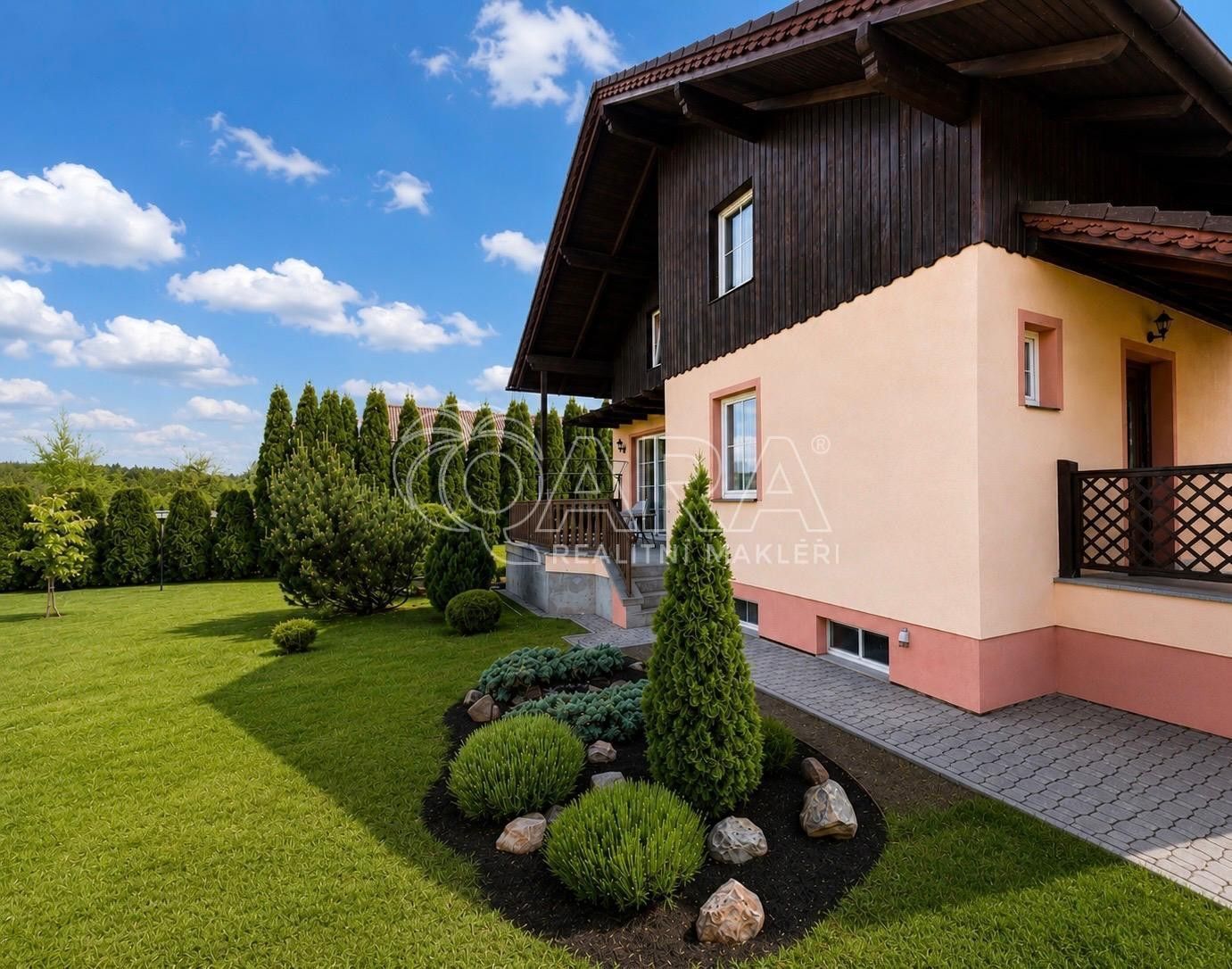 Prodej domu 220 m² - foto 4