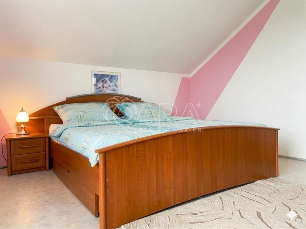 Prodej domu 220 m² - foto 14
