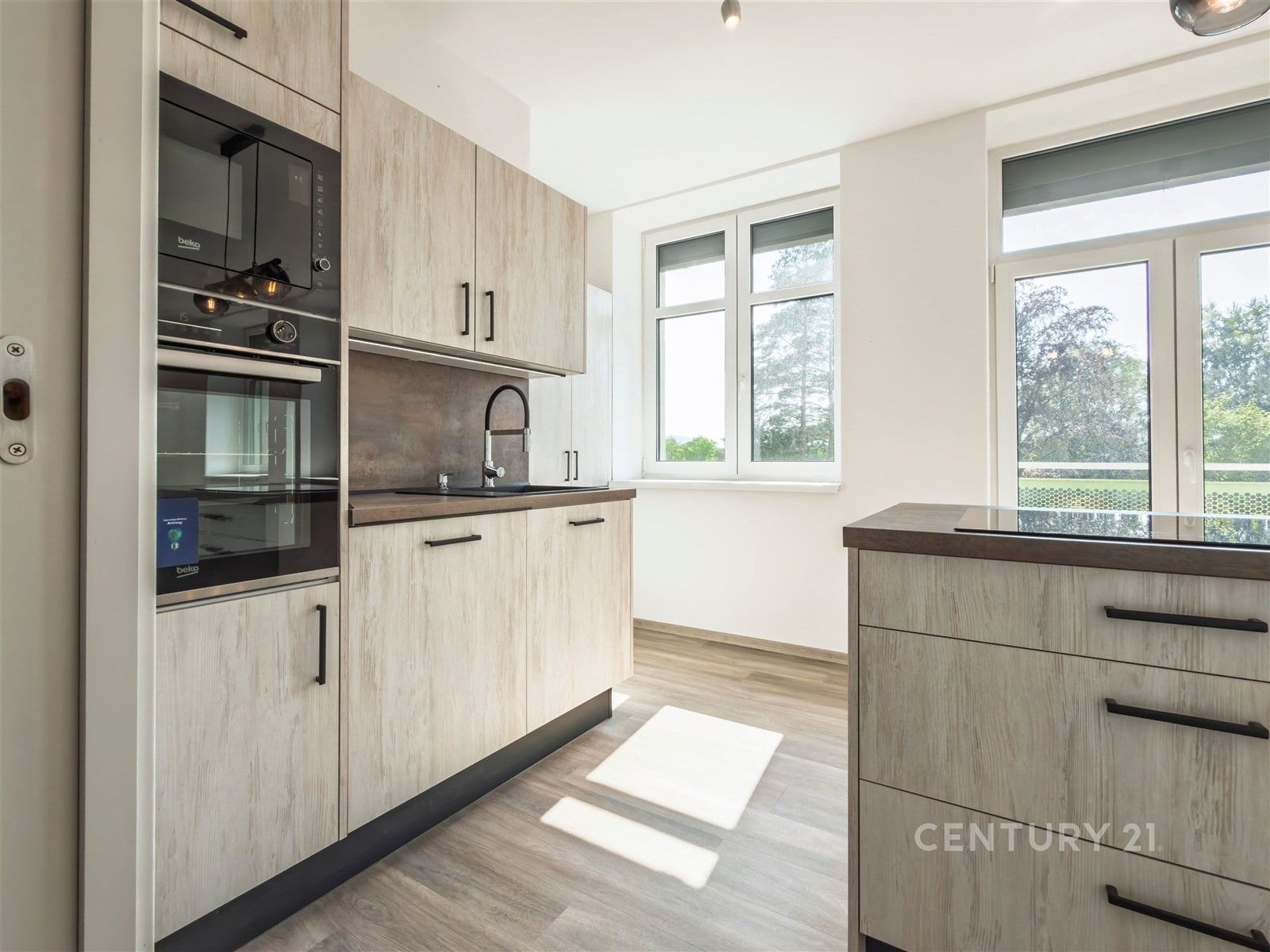 Pronájem bytu 2+kk 60 m² - foto 5