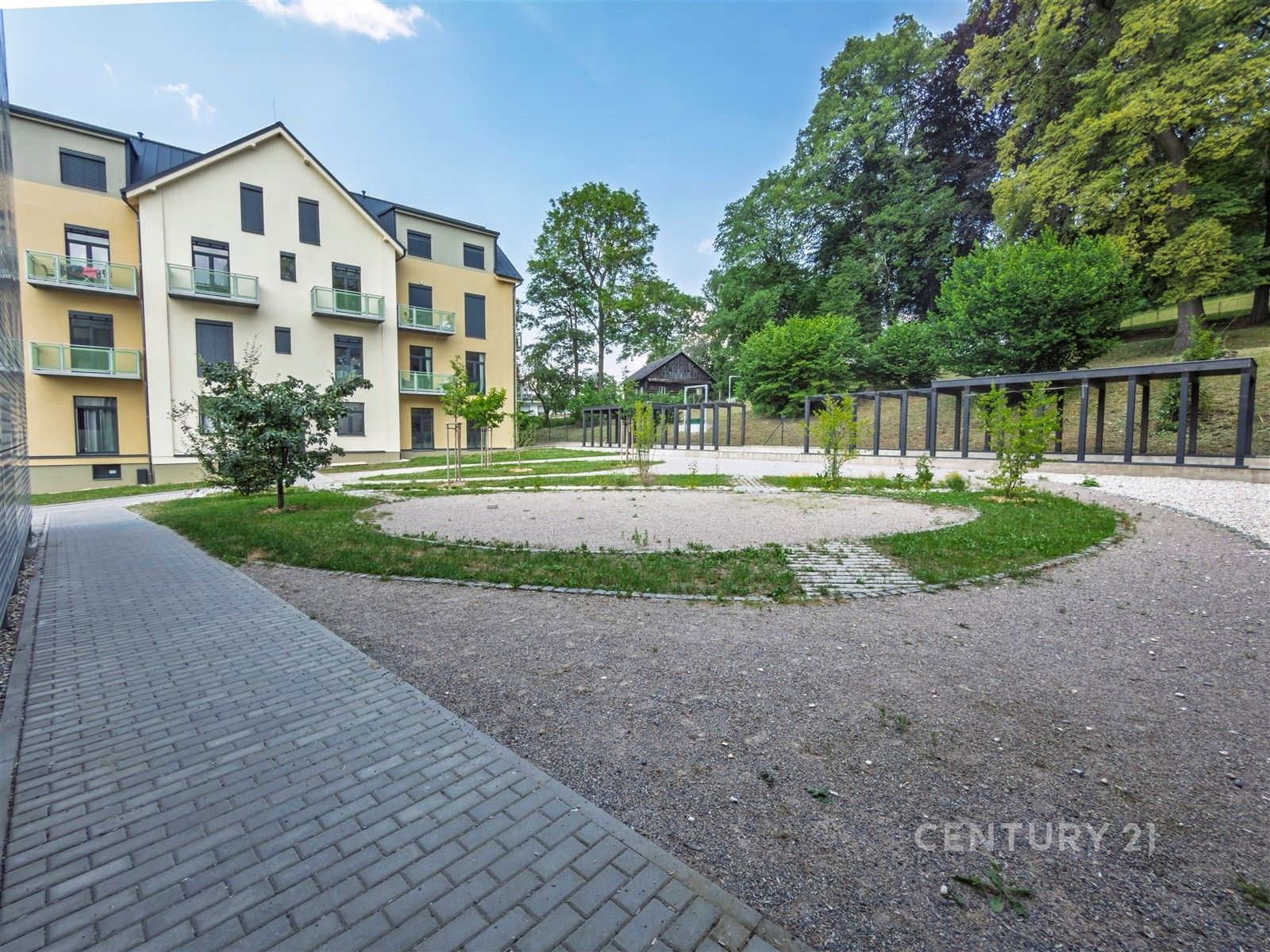Pronájem bytu 2+kk 60 m² - foto 3
