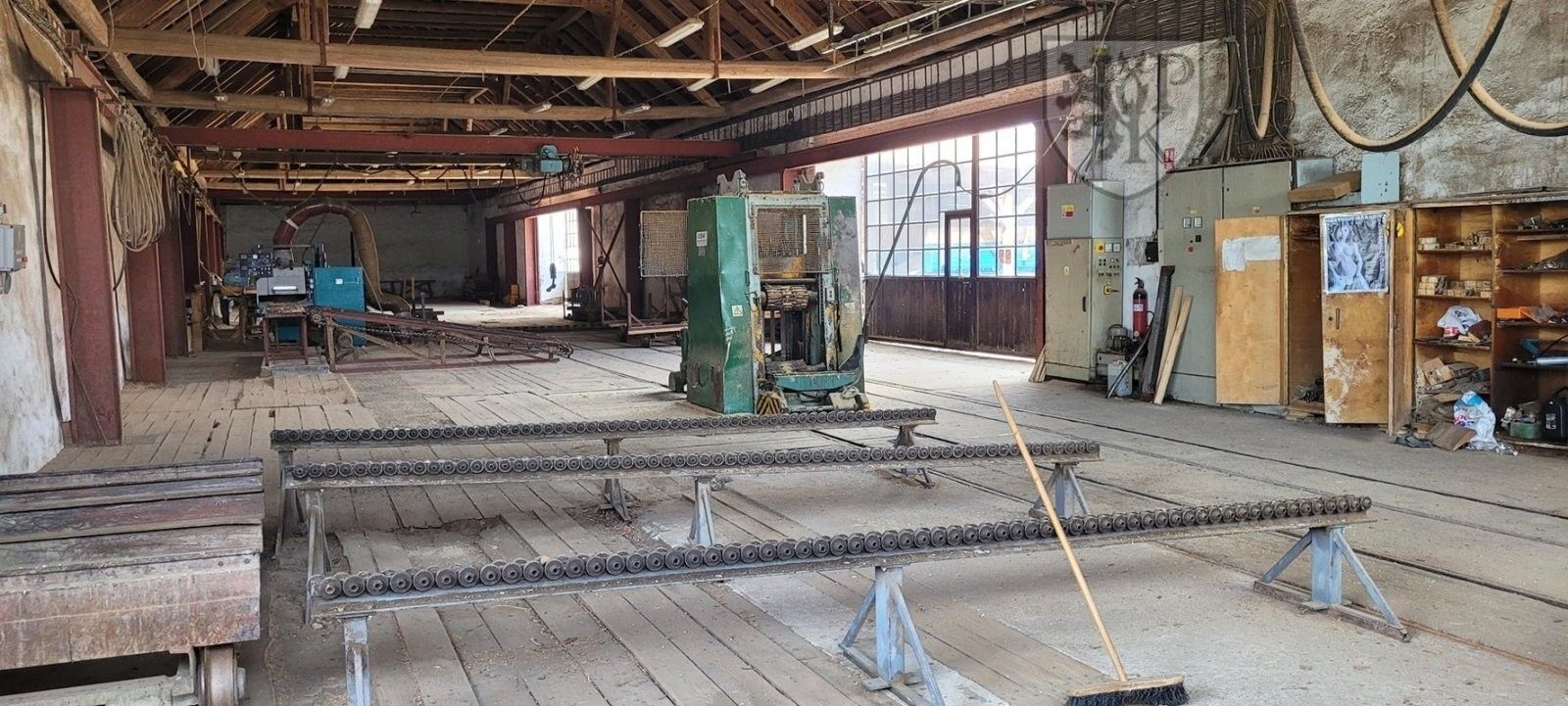 Pronájem komerčního prostoru 4100 m² - foto 6