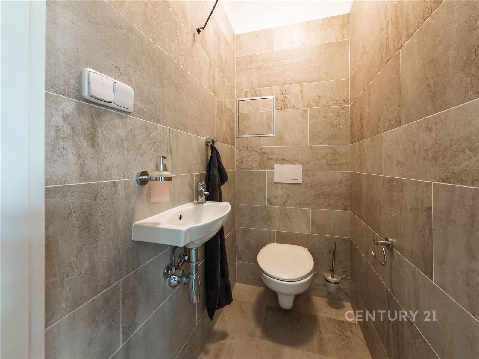 Pronájem bytu 2+kk 60 m² - foto 17