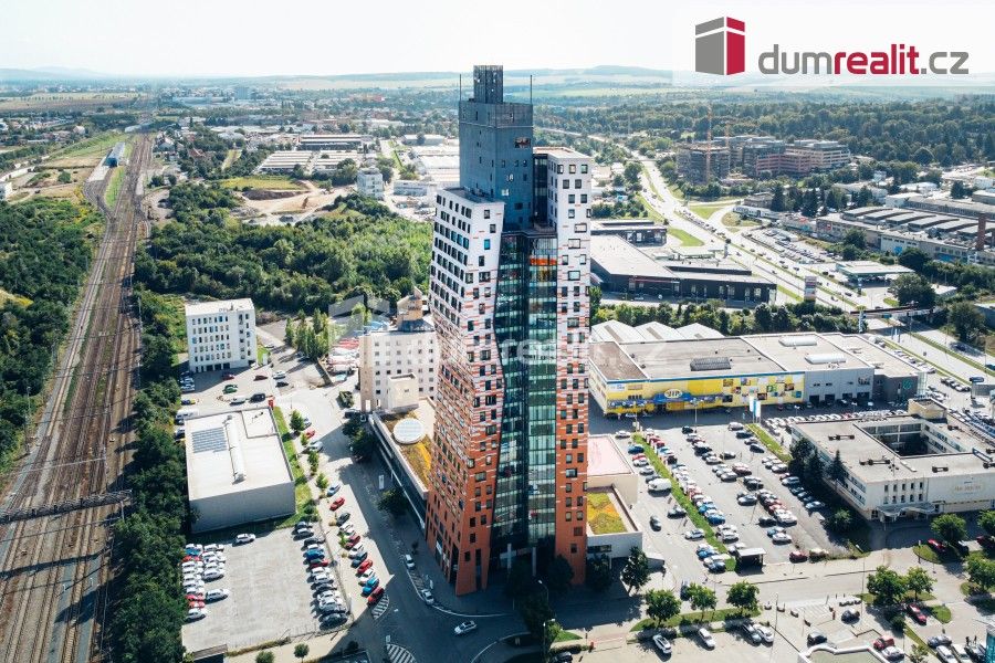 Pronájem bytu 2+kk 71 m² - foto 1