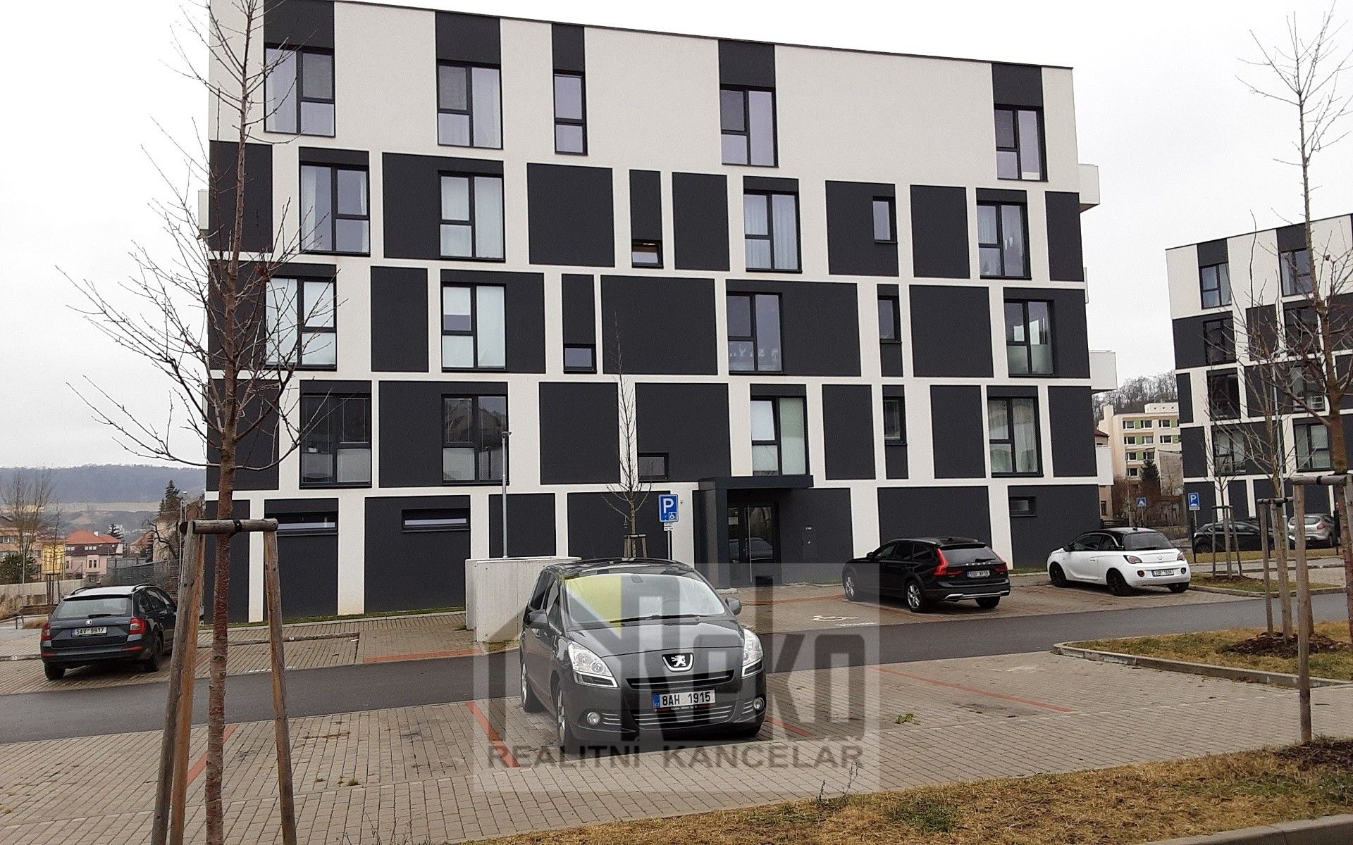 Pronájem bytu 2+kk 57 m² - foto 1