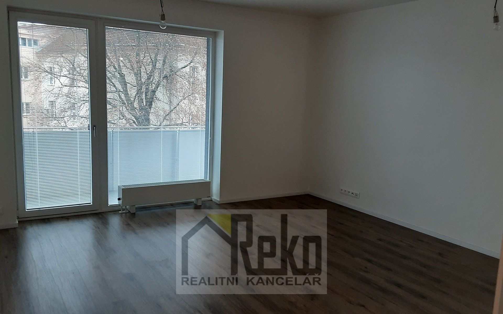 Pronájem bytu 2+kk 57 m² - foto 3