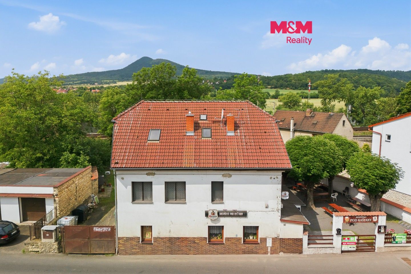 Prodej komerčního prostoru 438 m² - foto 1