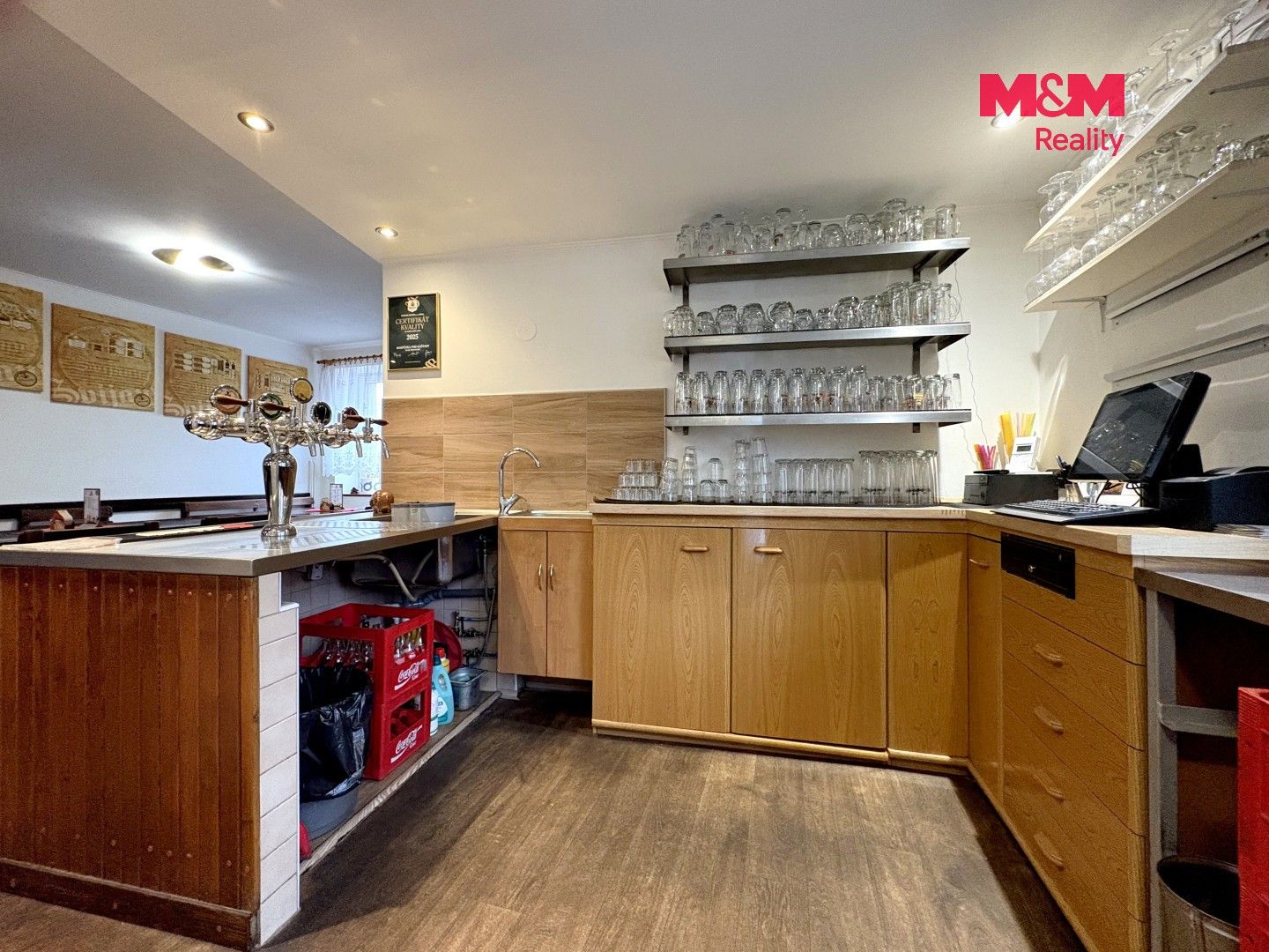 Prodej komerčního prostoru 438 m² - foto 5