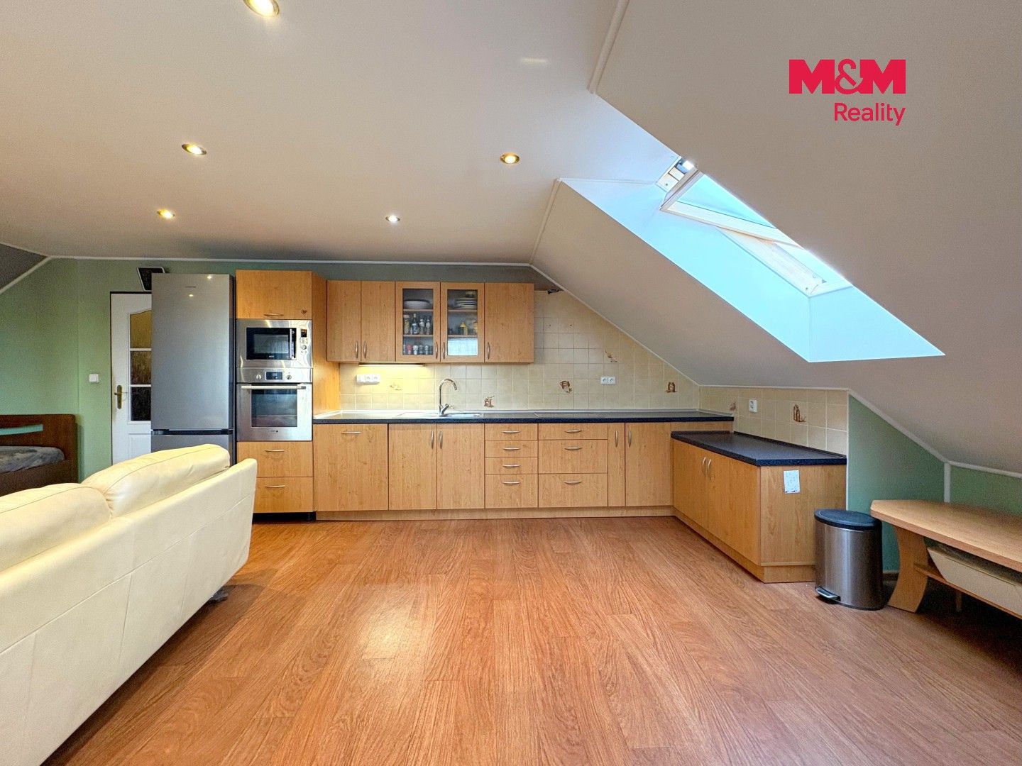 Prodej komerčního prostoru 438 m² - foto 22