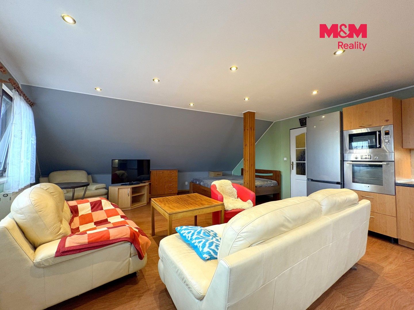 Prodej komerčního prostoru 438 m² - foto 29