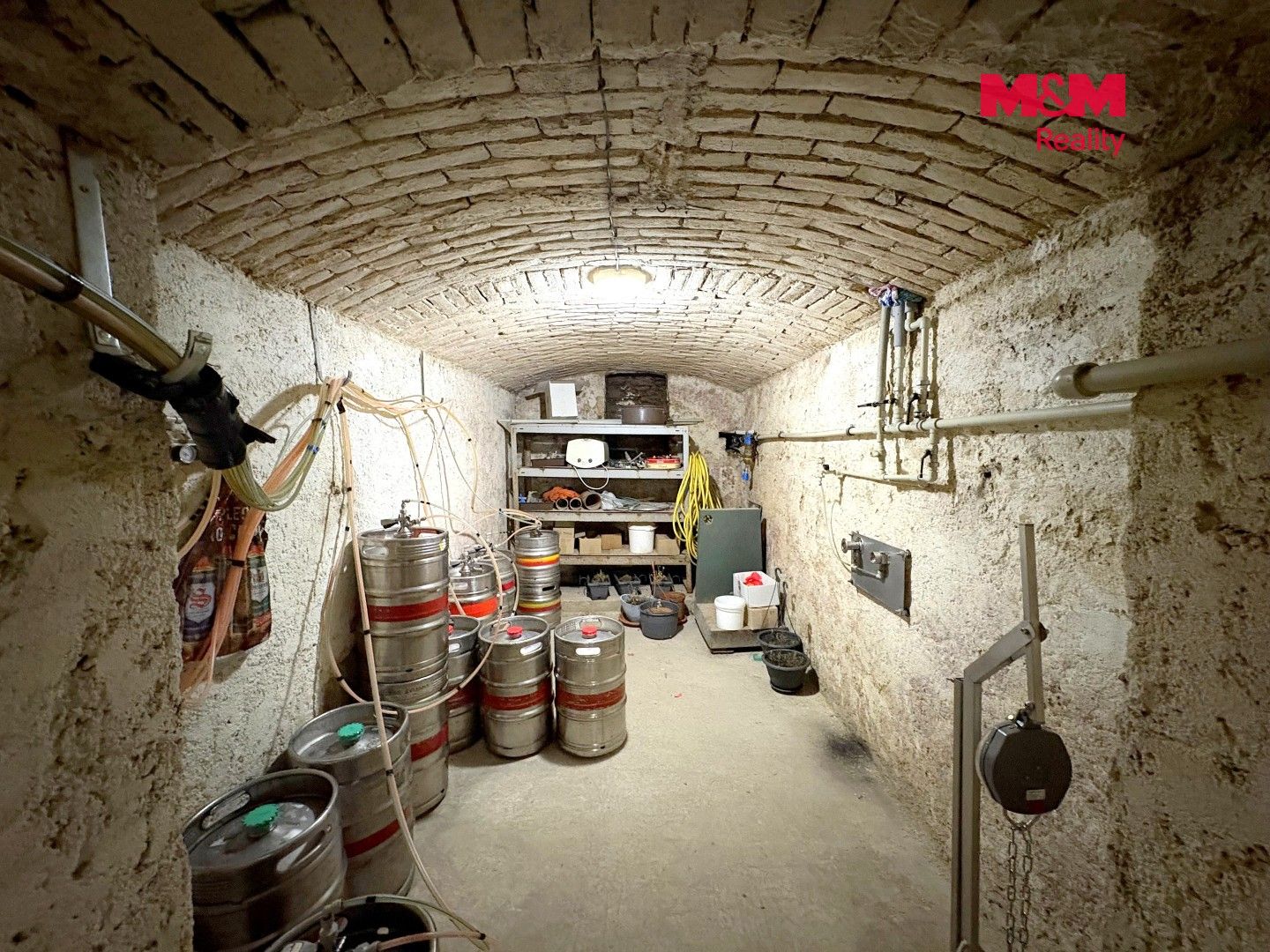 Prodej komerčního prostoru 438 m² - foto 34