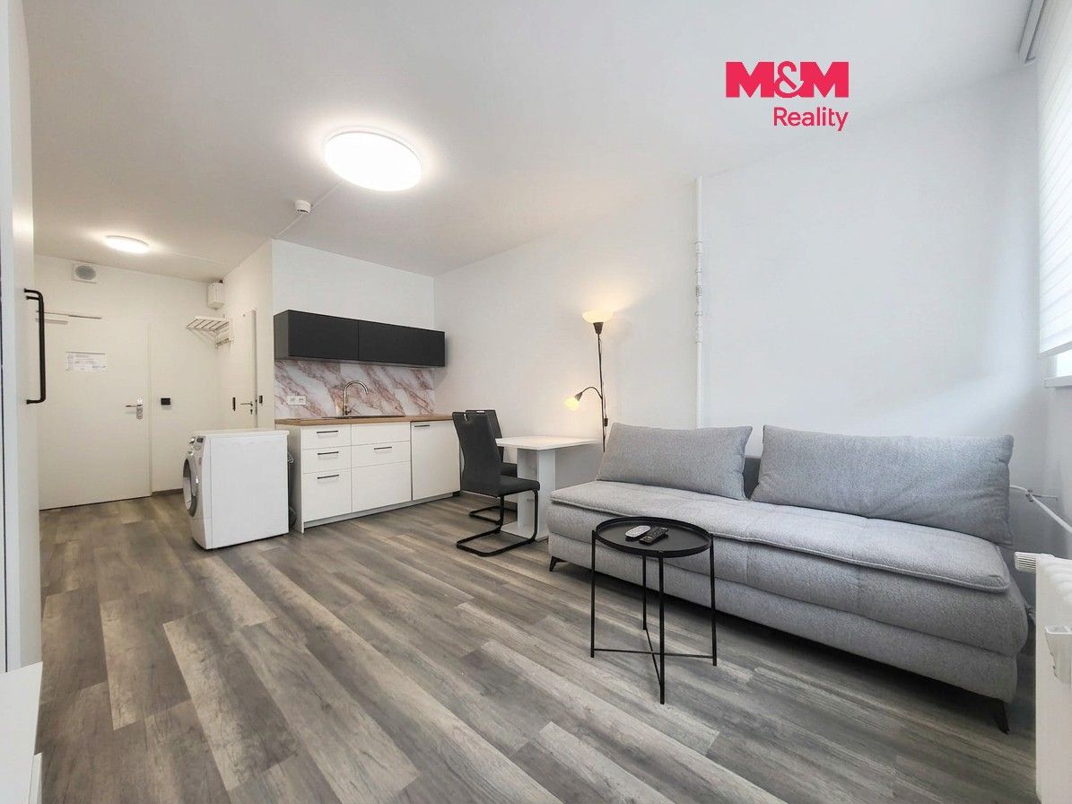Pronájem bytu 1+kk 25 m² - foto 1