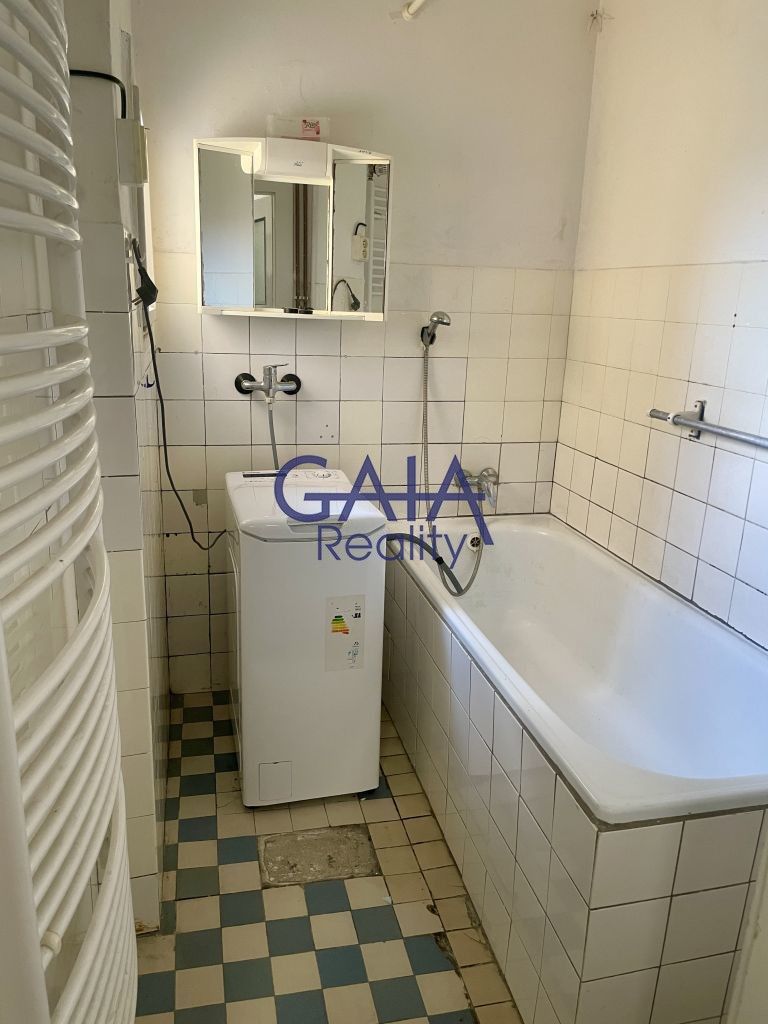 Prodej bytu 1+1 61 m² - foto 6
