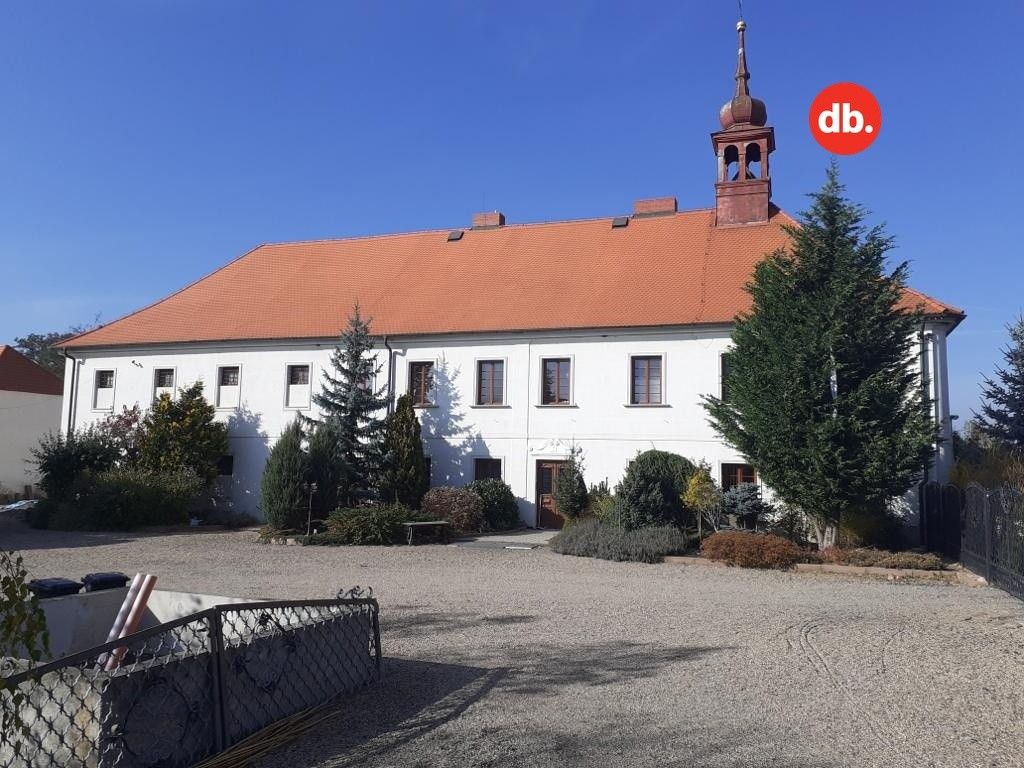 Pronájem bytu 2+1 75 m² - foto 1