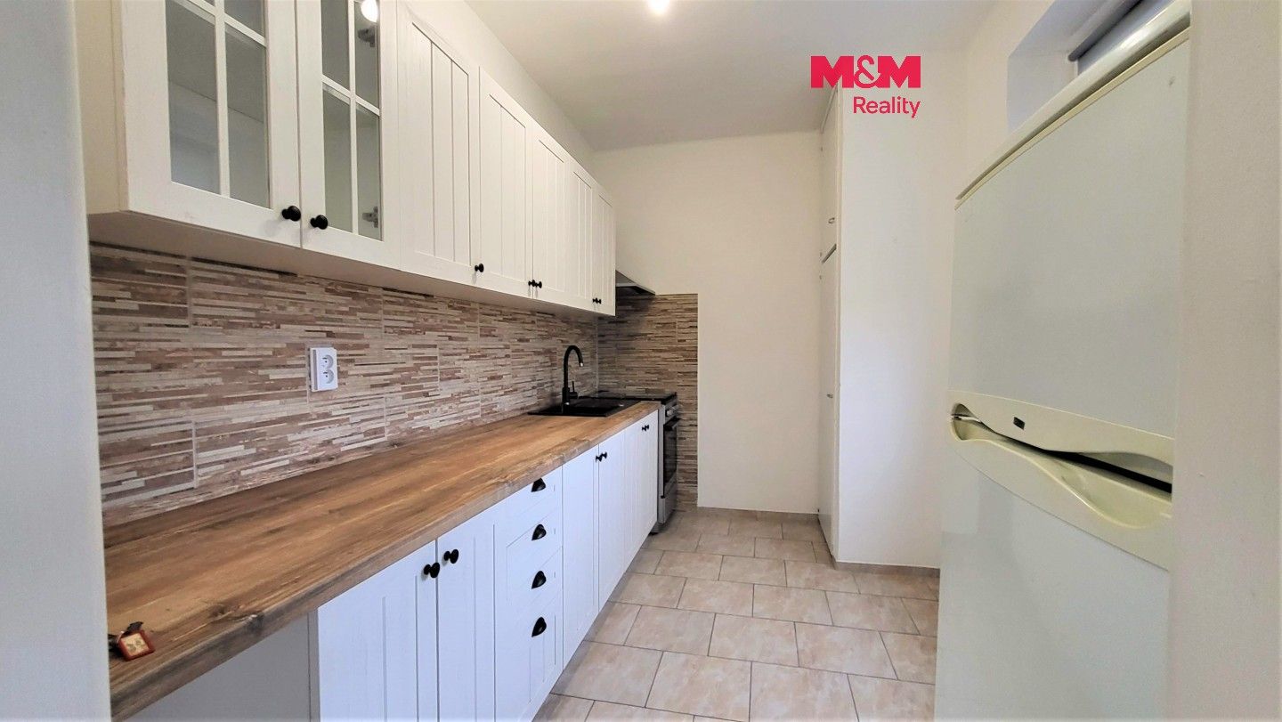 Pronájem bytu 2+1 56 m² - foto 1