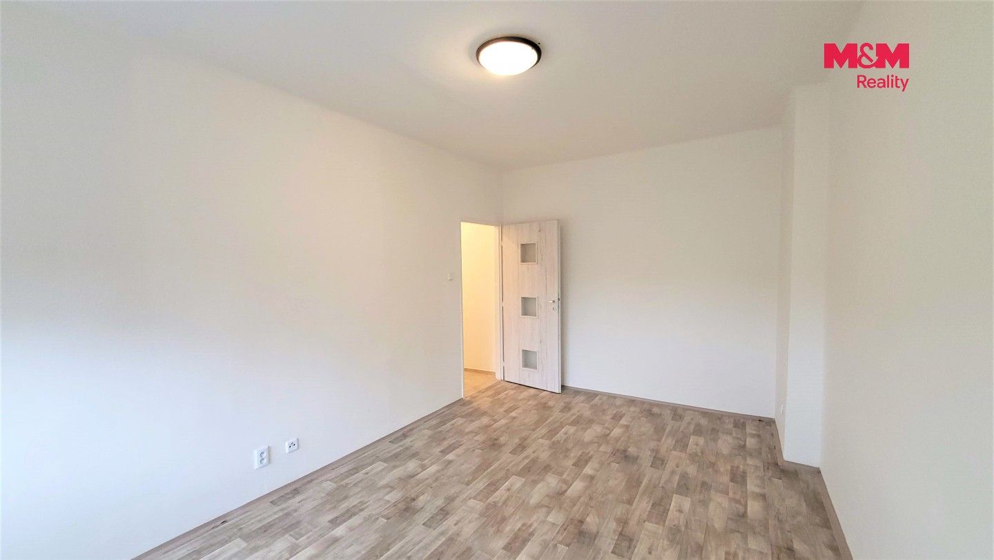 Pronájem bytu 2+1 56 m² - foto 8