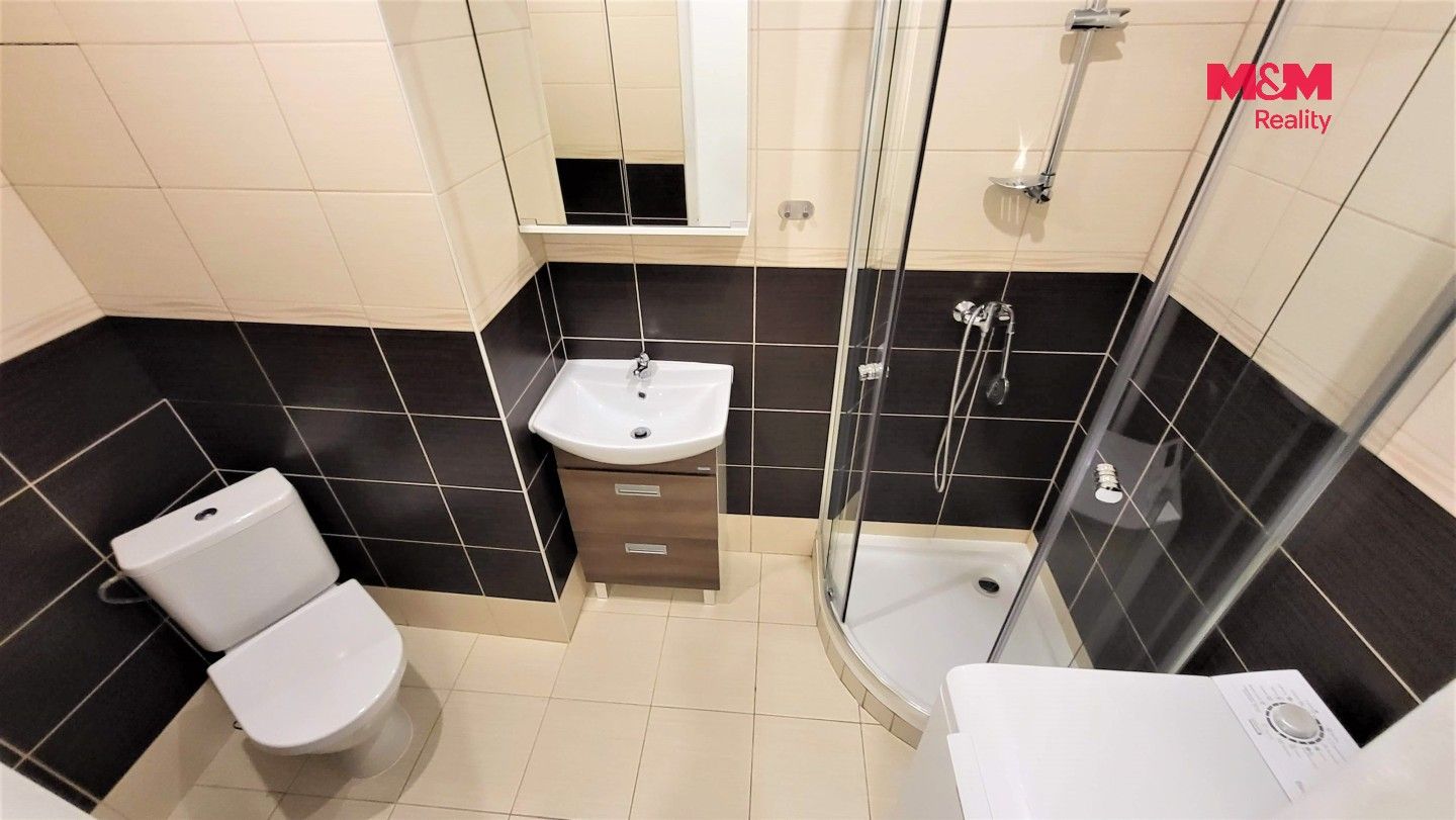 Pronájem bytu 2+1 56 m² - foto 4