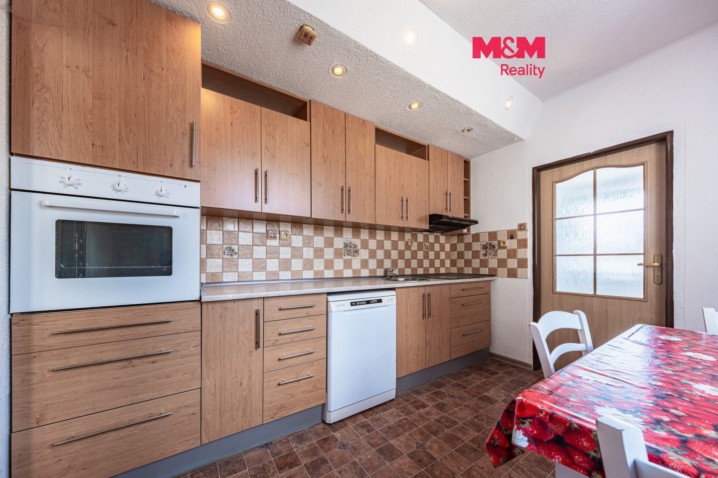Prodej bytu 3+1 63 m² - foto 1