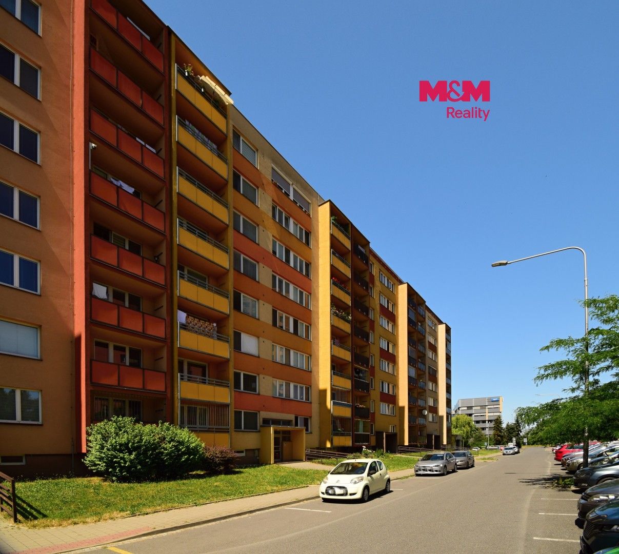 Prodej bytu 1+1 37 m² - foto 1