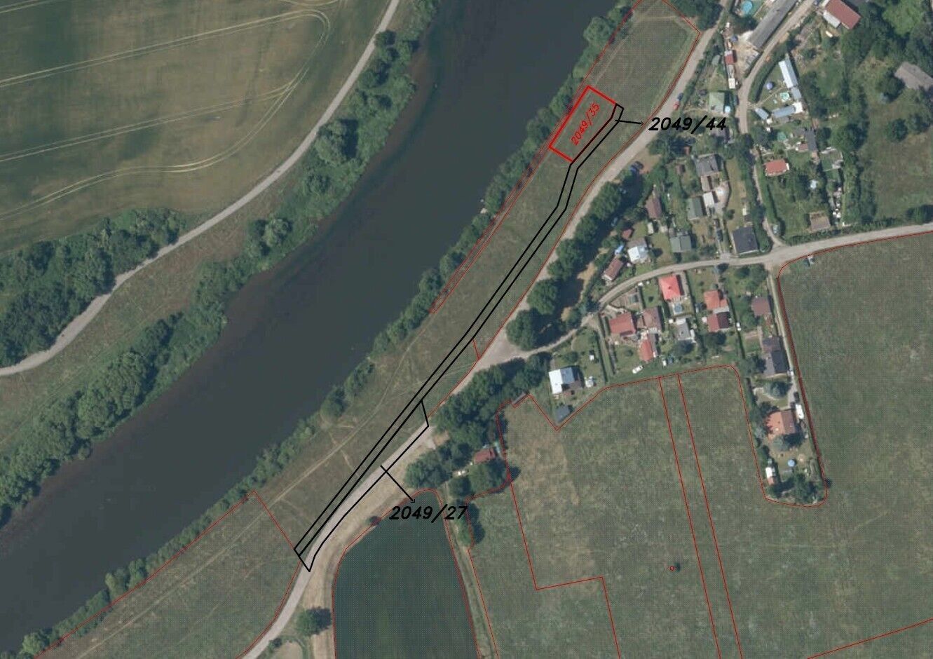 Prodej nemovitosti 601 m² - foto 2