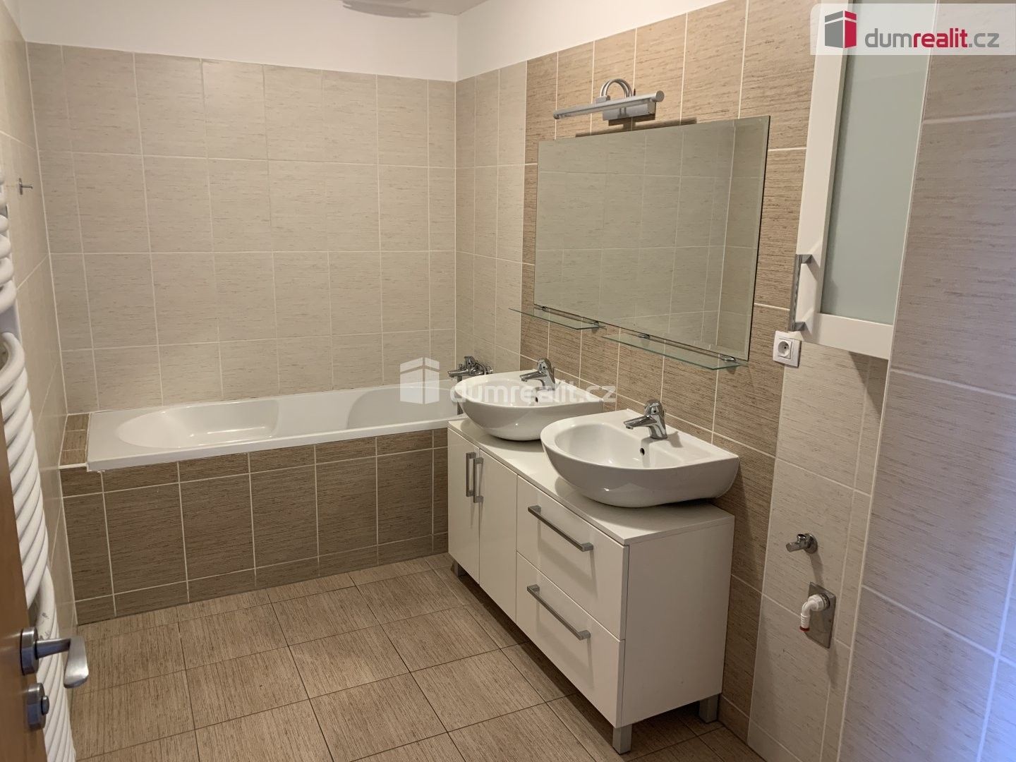 Pronájem bytu 3+kk 81 m² - foto 2